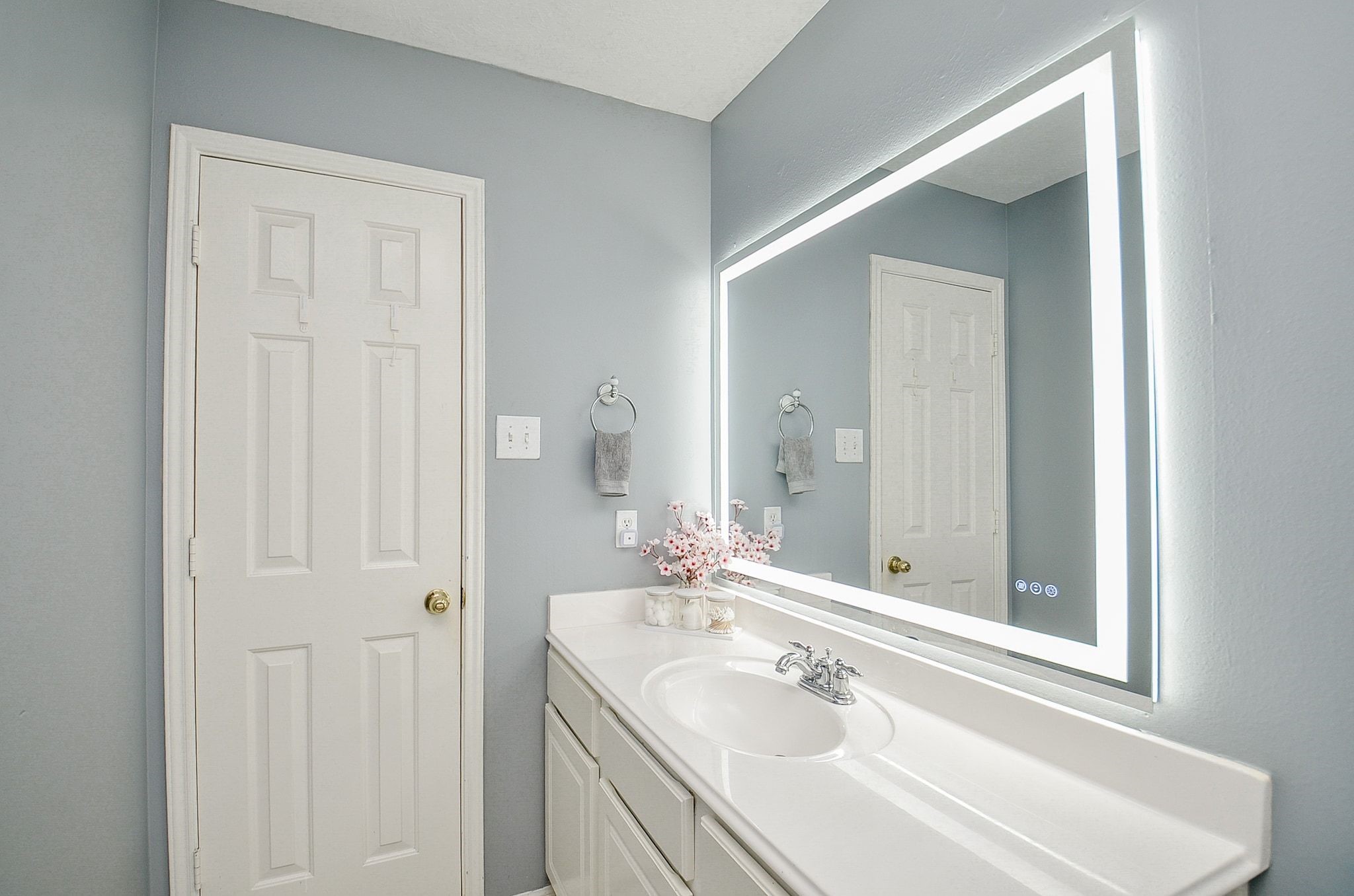 Secondary Bathroom