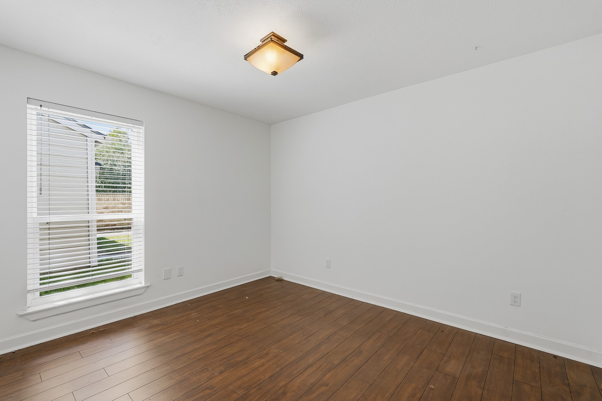 69 Wind Whisper Court, The Woodlands, TX 77380