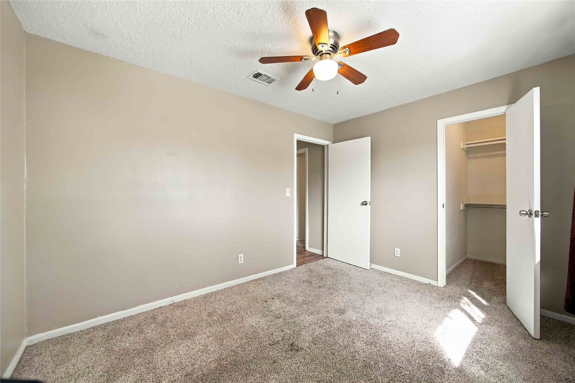 Another secondary bedroom