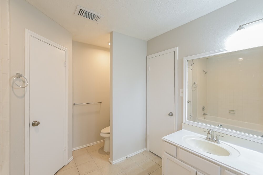 16319 N Mist Drive, Houston, TX 77073