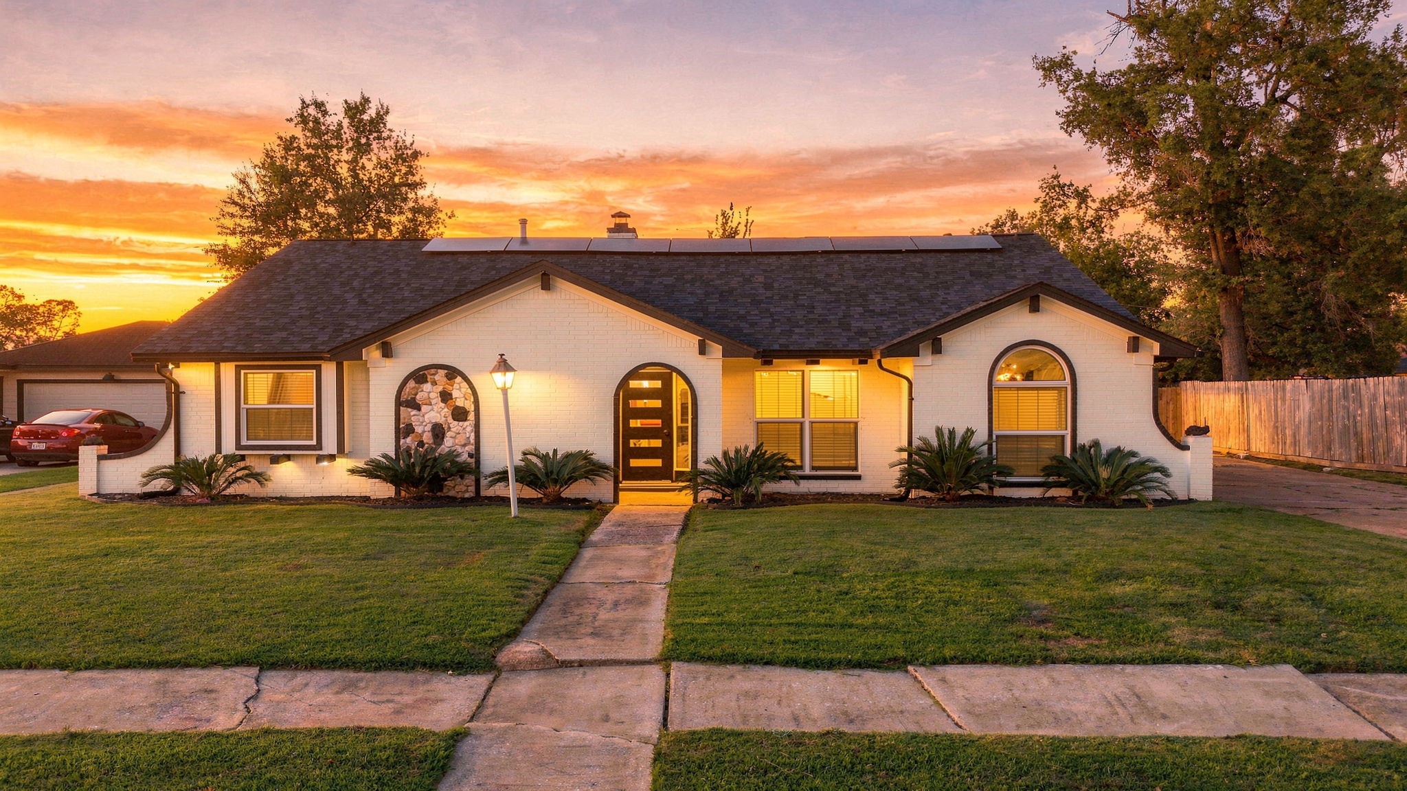 326 Kingscourt Drive, Houston, TX 77015