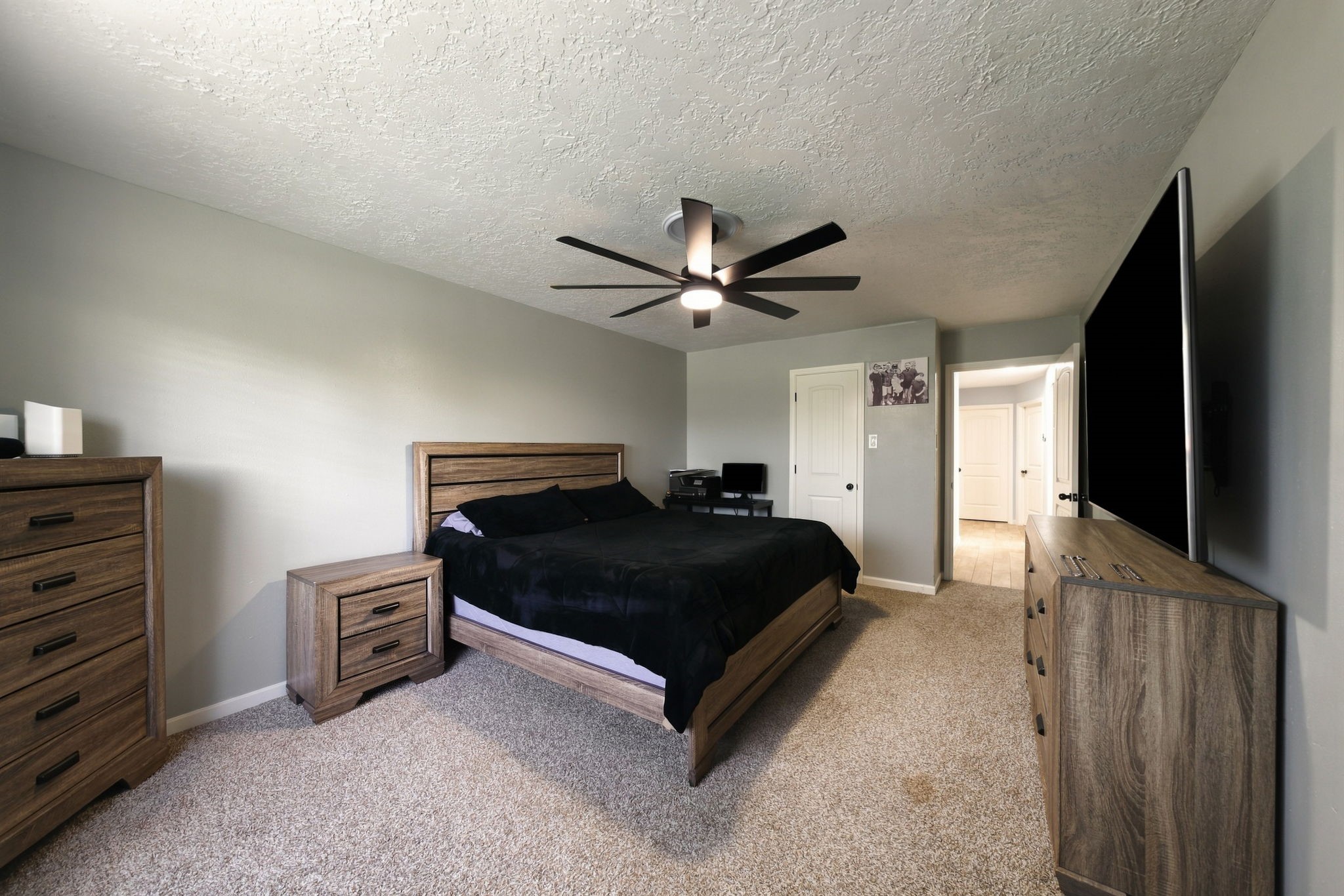 326 Kingscourt Drive, Houston, TX 77015