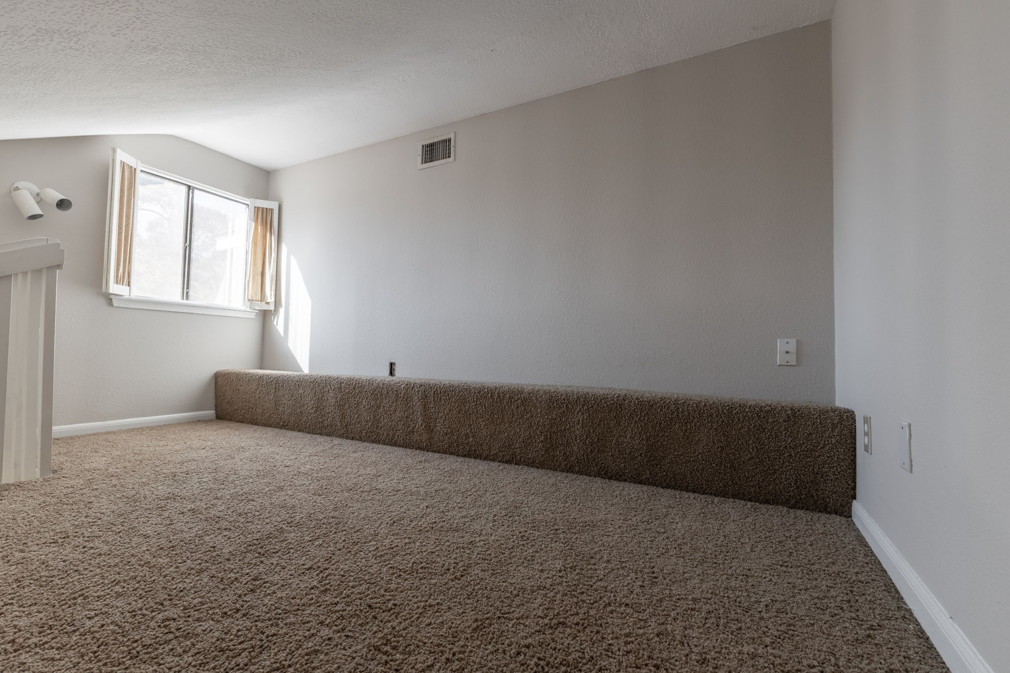 loft area in secondary bedroom