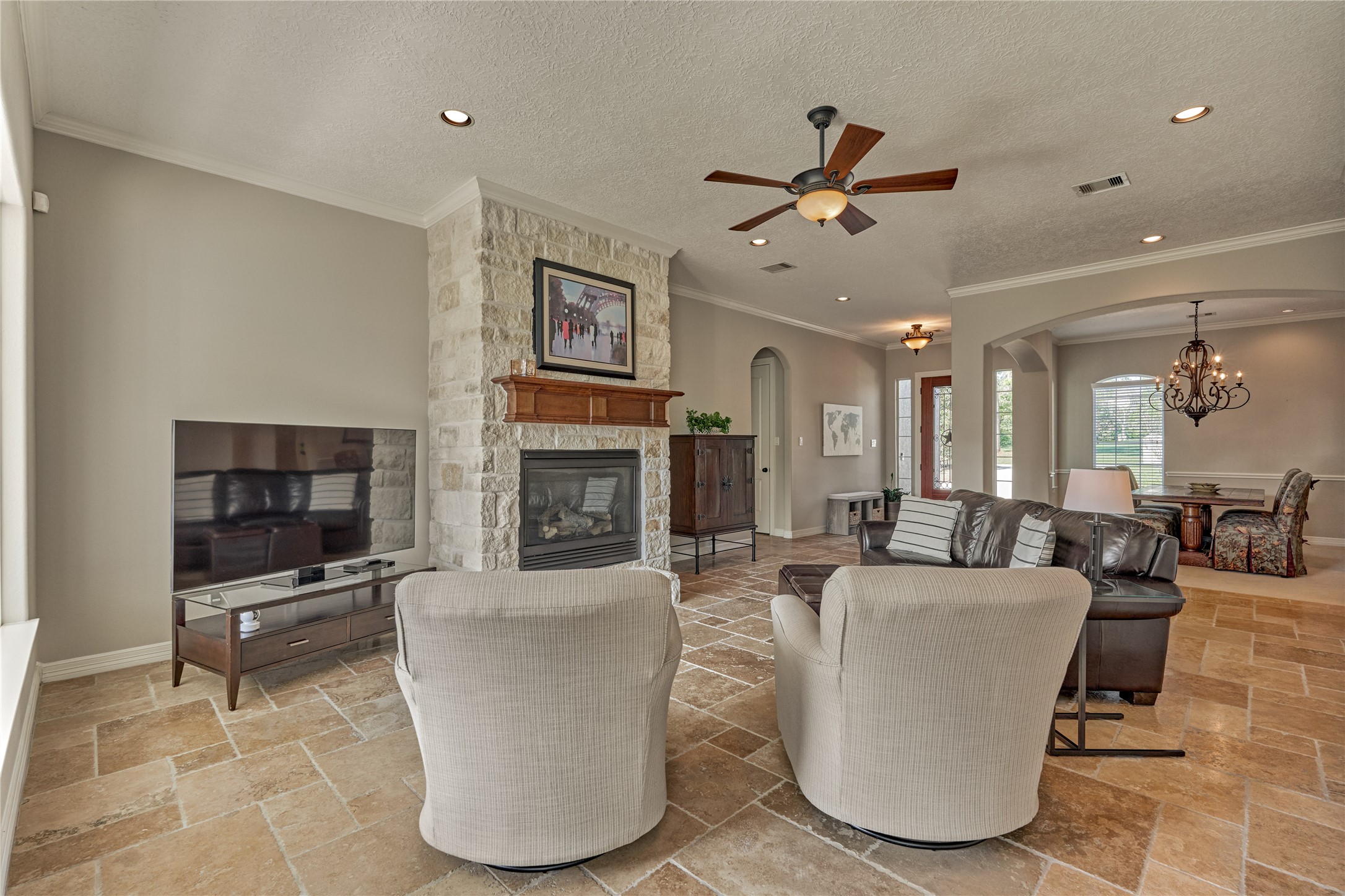 12323 Longmire Cove, Conroe, TX 77304