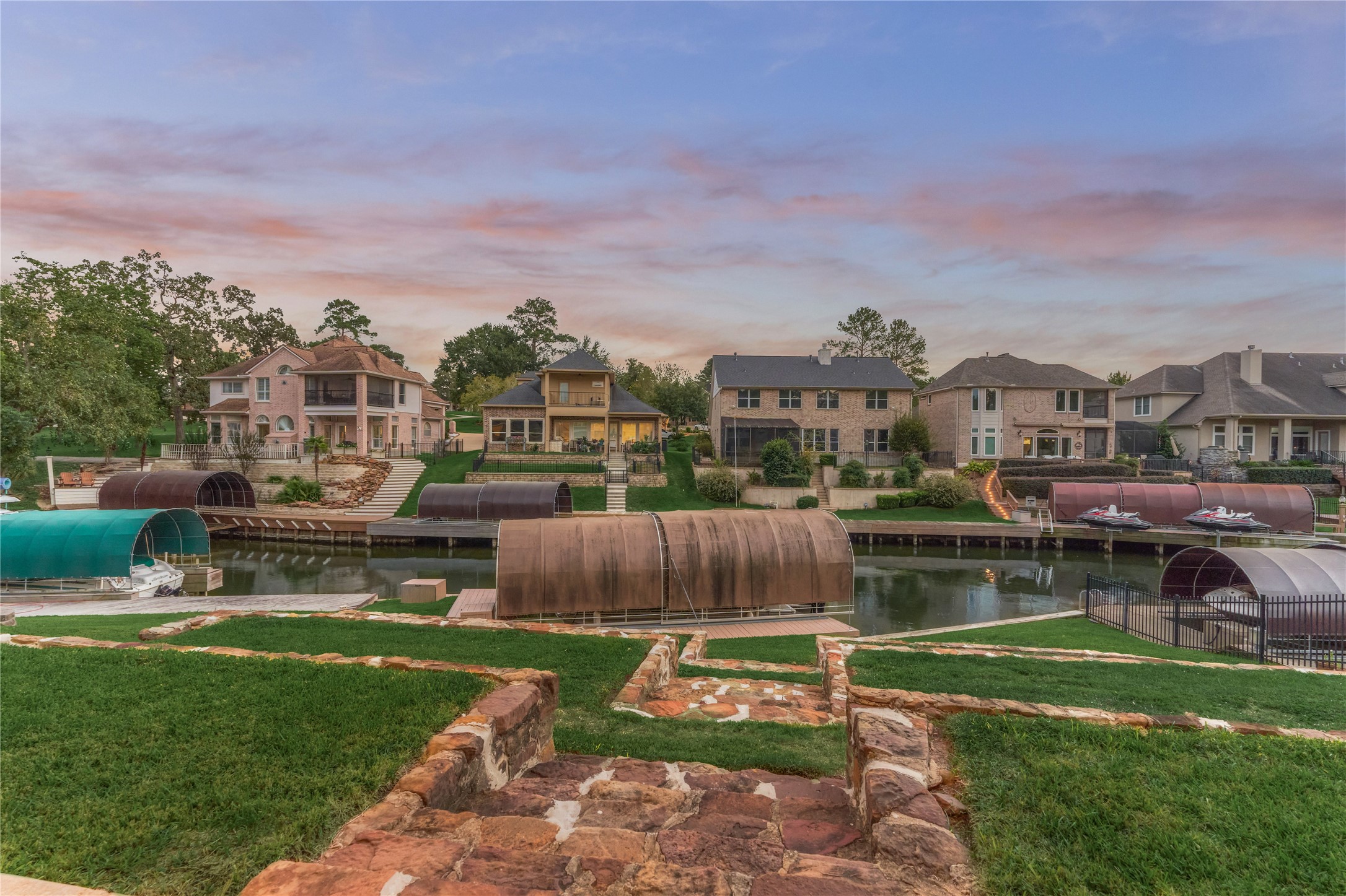 12323 Longmire Cove, Conroe, TX 77304