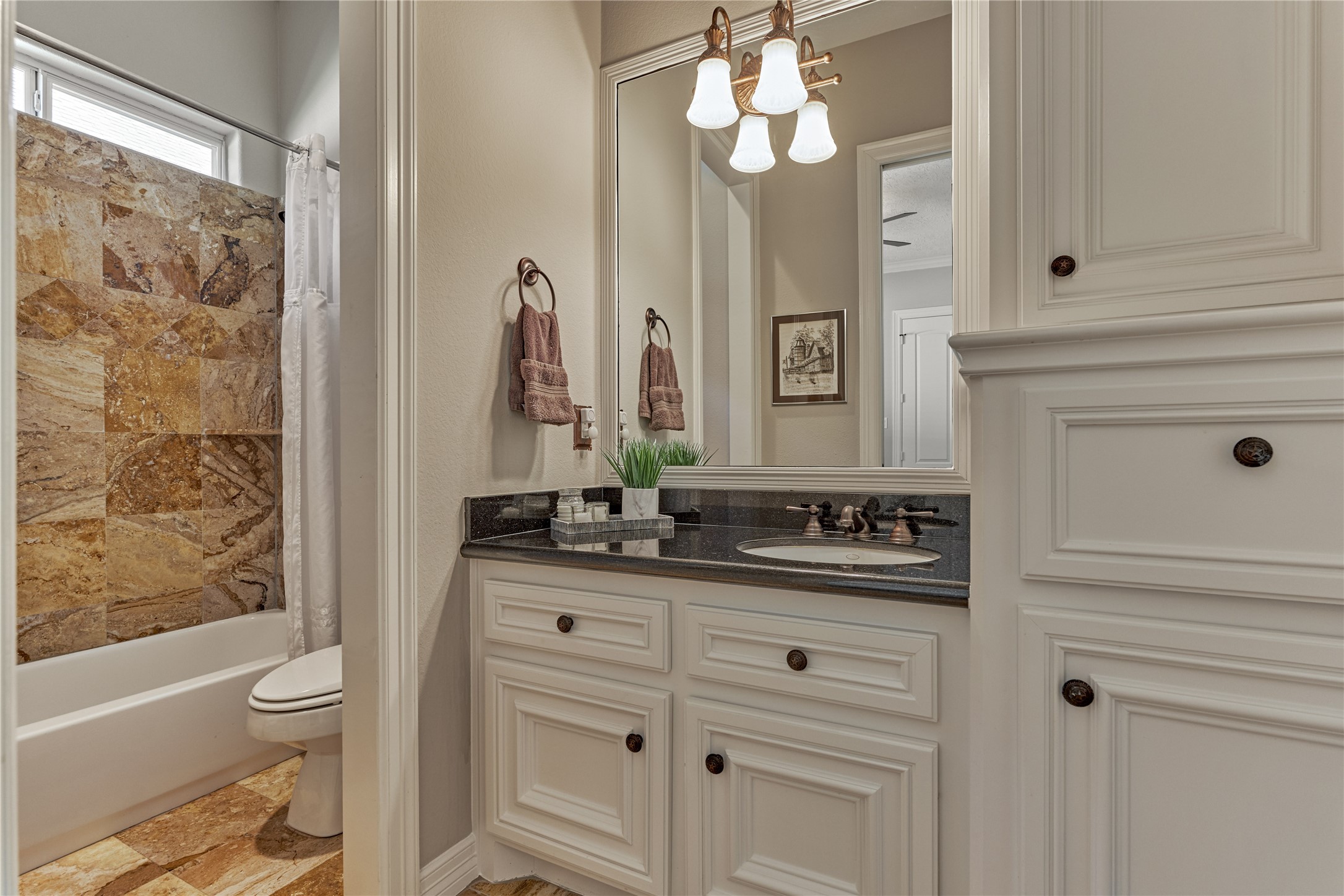 12323 Longmire Cove, Conroe, TX 77304