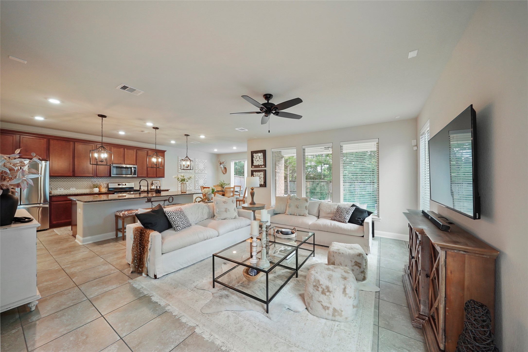 34 Heirloom Garden Place, The Woodlands, TX 77354