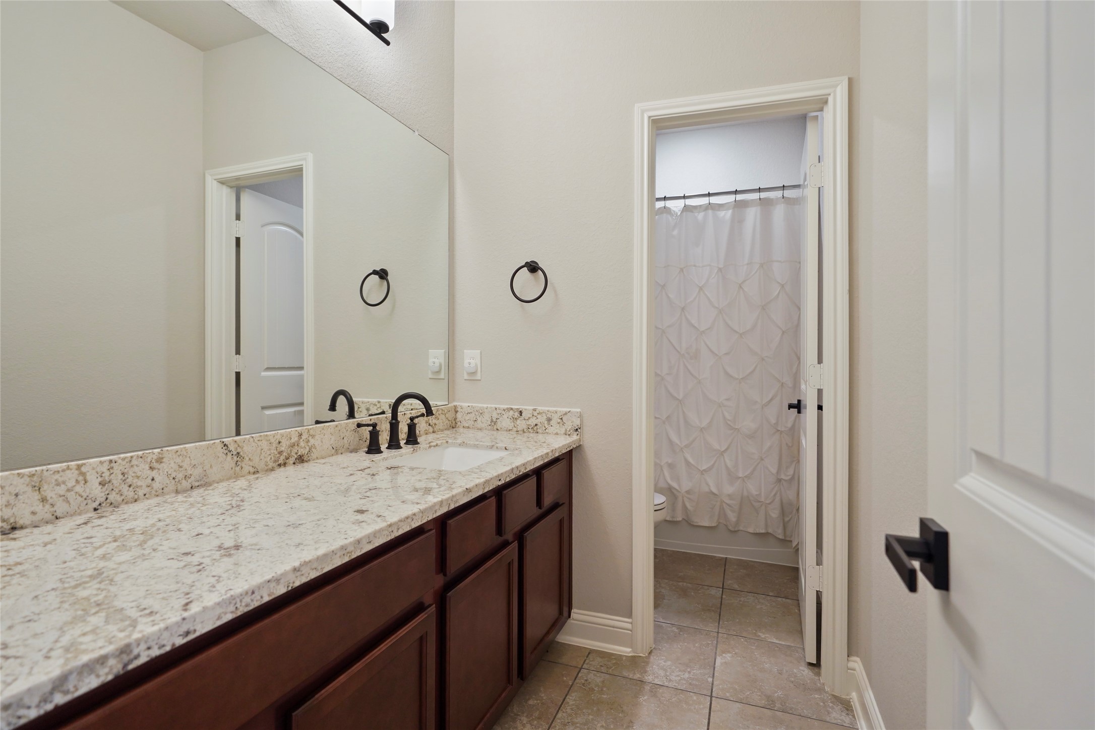 34 Heirloom Garden Place, The Woodlands, TX 77354