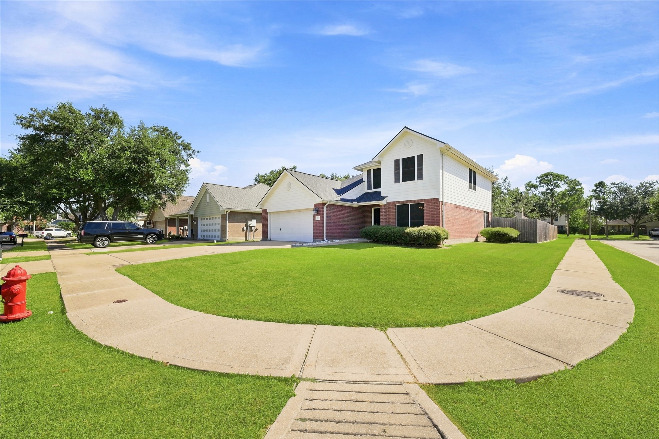 217 Fox Springs Court, Dickinson, TX 77539