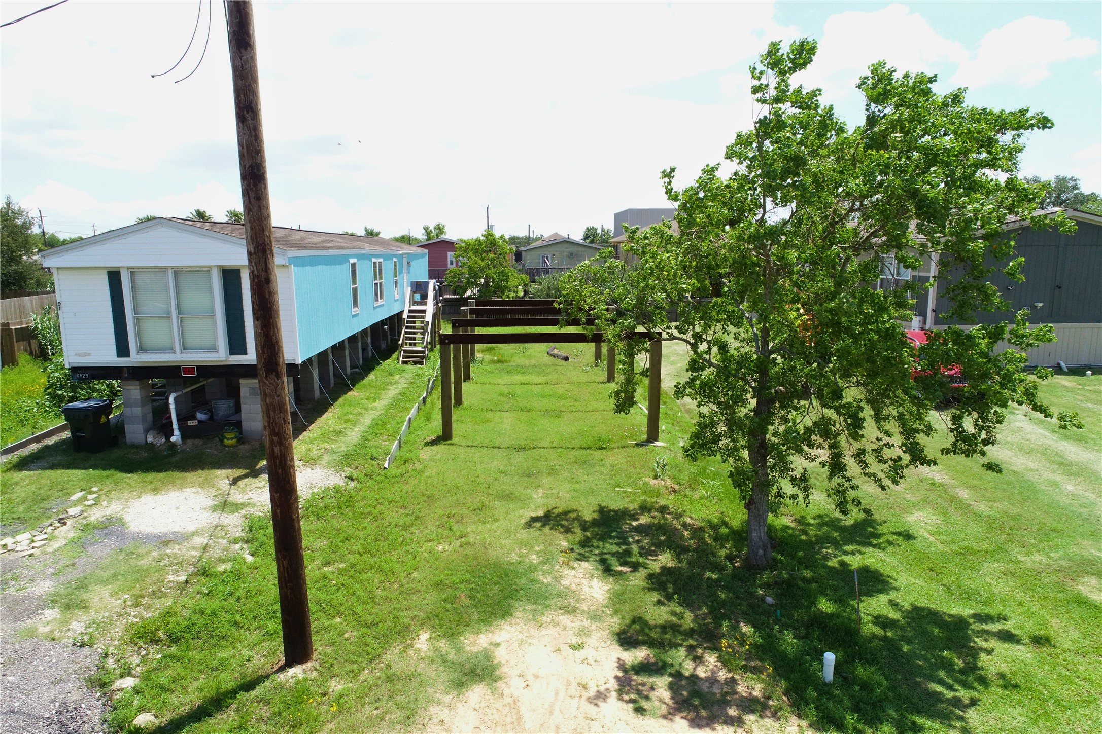 921 13th Street, San Leon, TX 77539 921 13th Street, San Leon, TX 77539