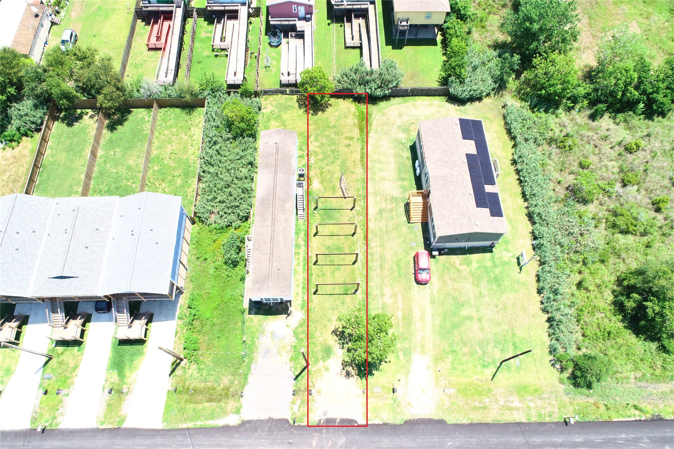 921 13th Street, San Leon, TX 77539 921 13th Street, San Leon, TX 77539