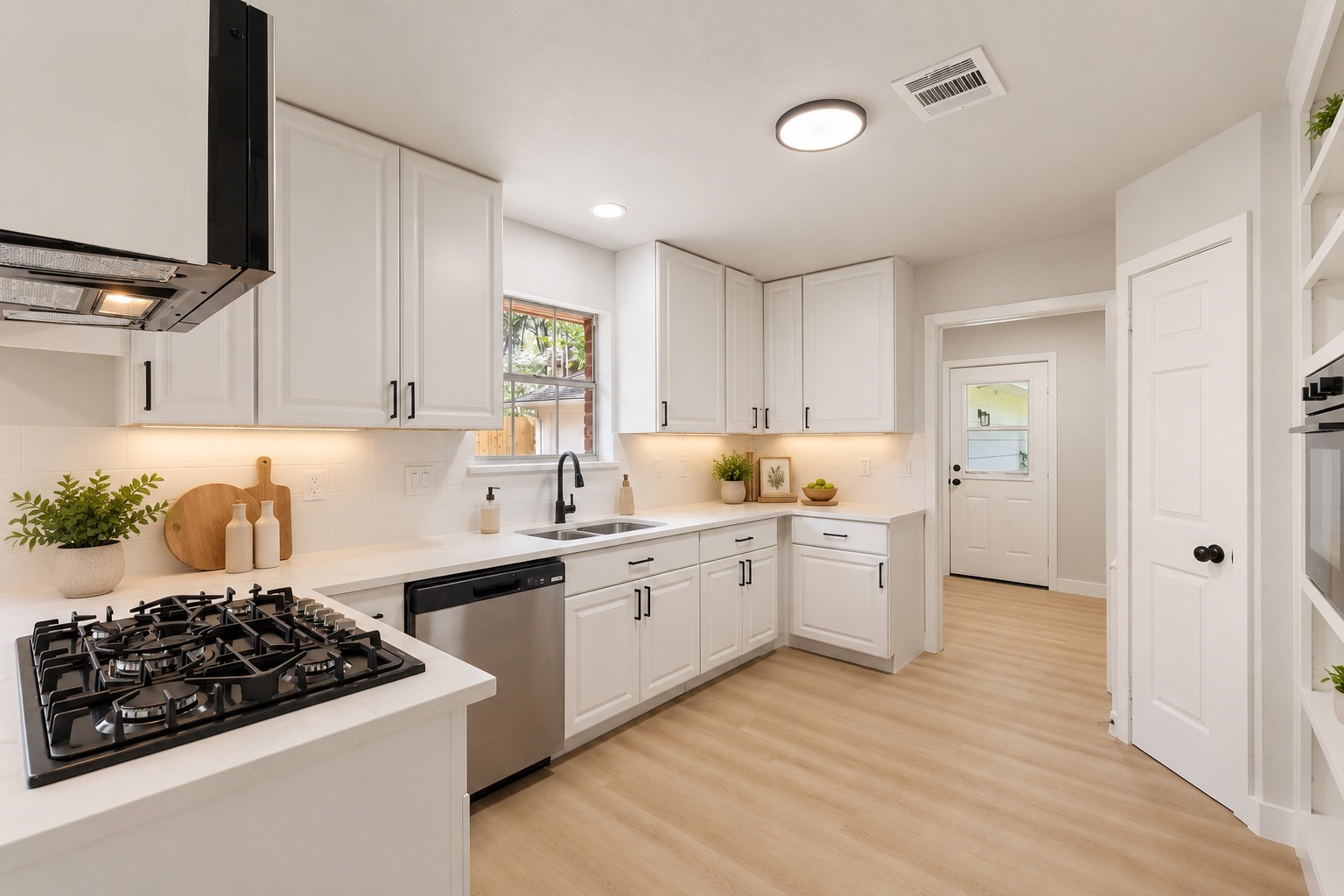 Virtually Staged Kitchen Virtually Staged Kitchen