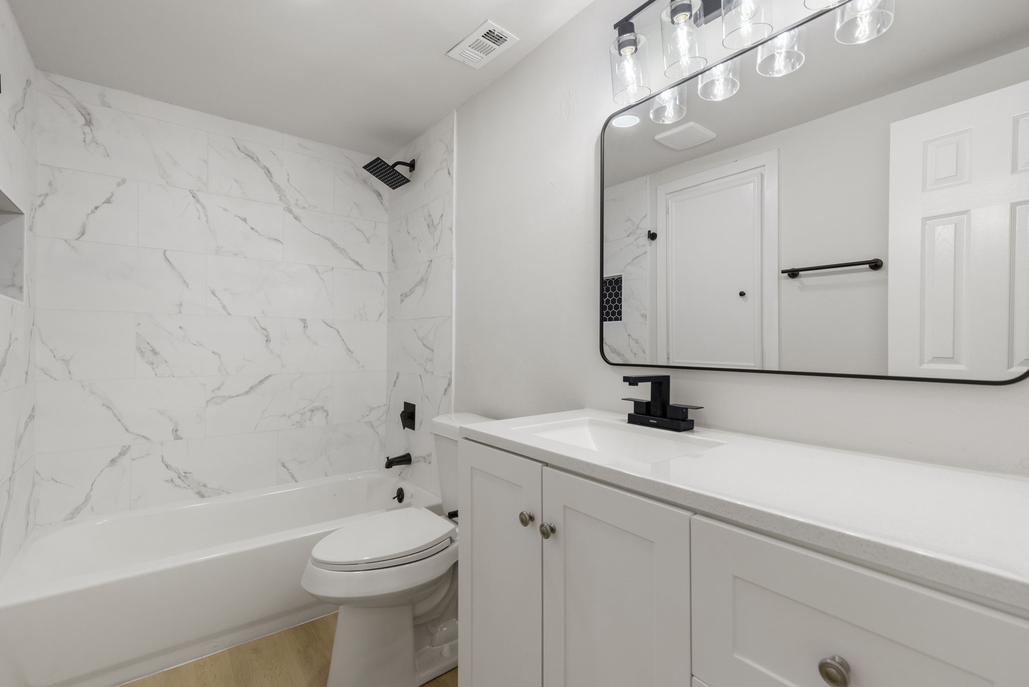 Adjacent bath