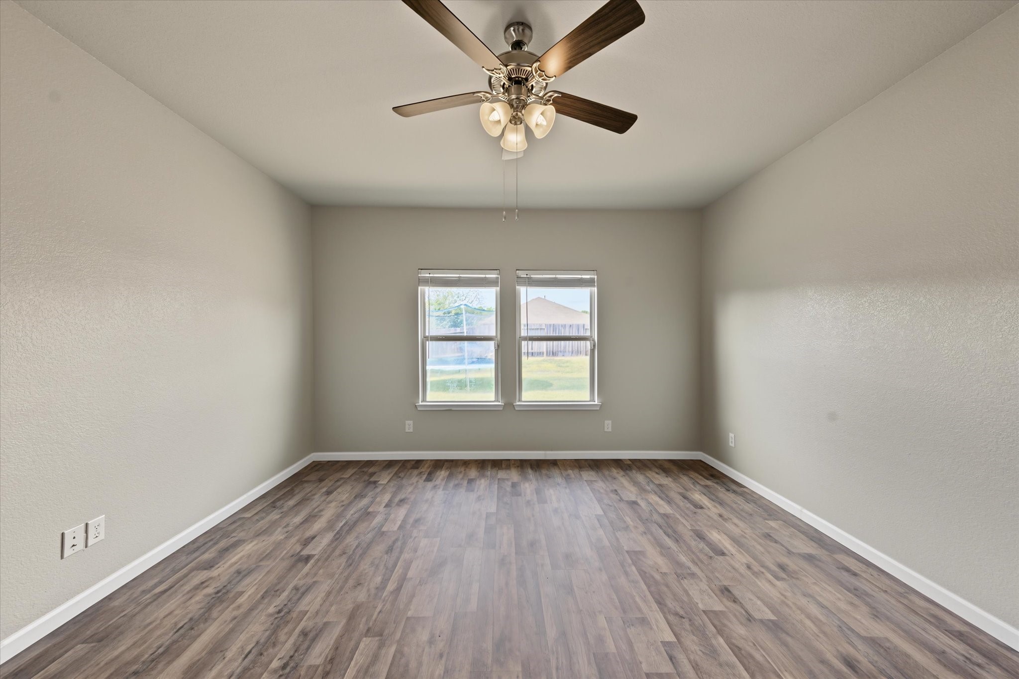 6042 Dulcina Court, Conroe, TX 77304