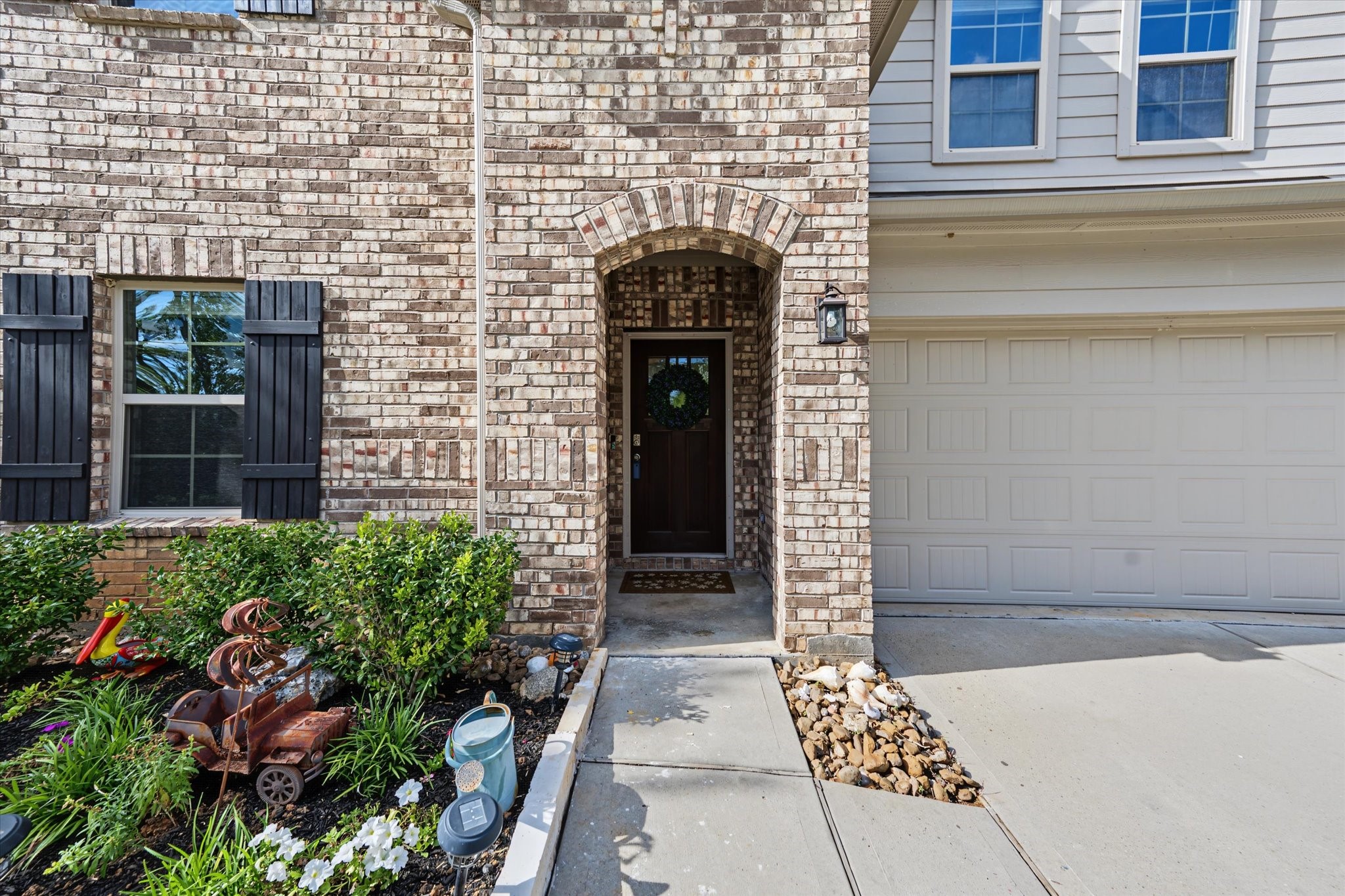 6042 Dulcina Court, Conroe, TX 77304