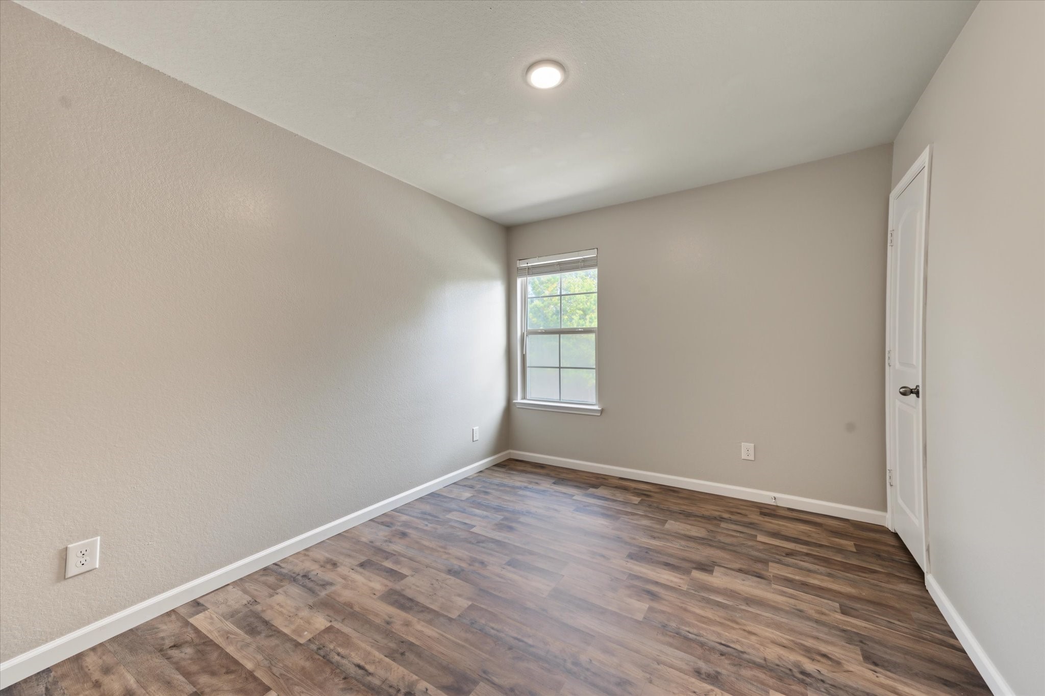 6042 Dulcina Court, Conroe, TX 77304