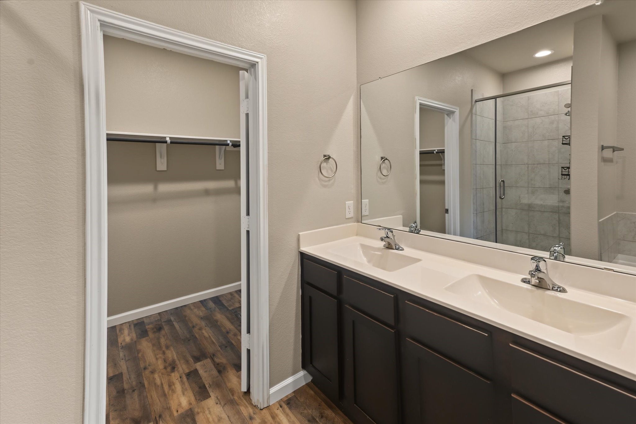 6042 Dulcina Court, Conroe, TX 77304