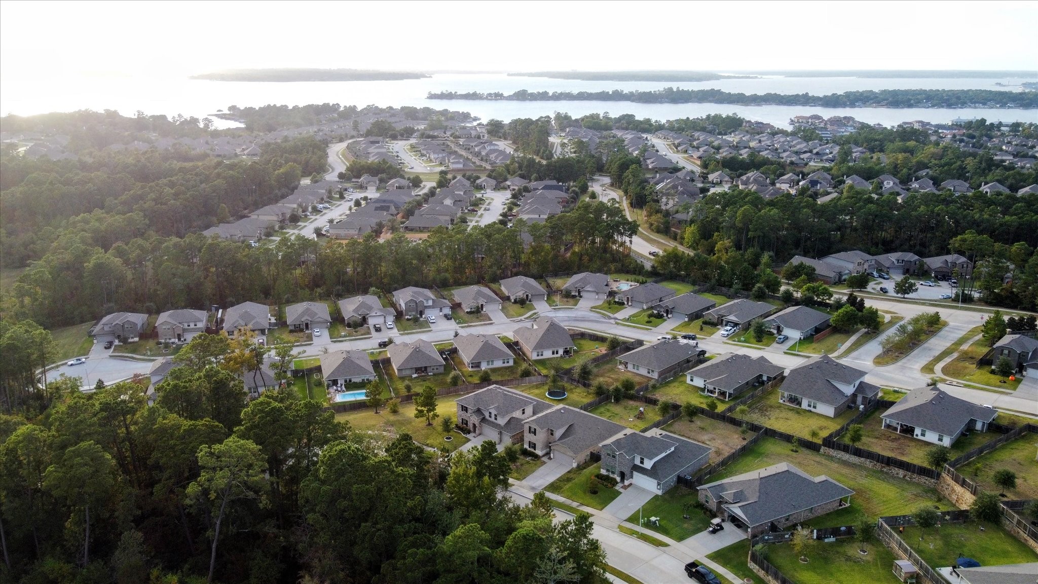 6042 Dulcina Court, Conroe, TX 77304