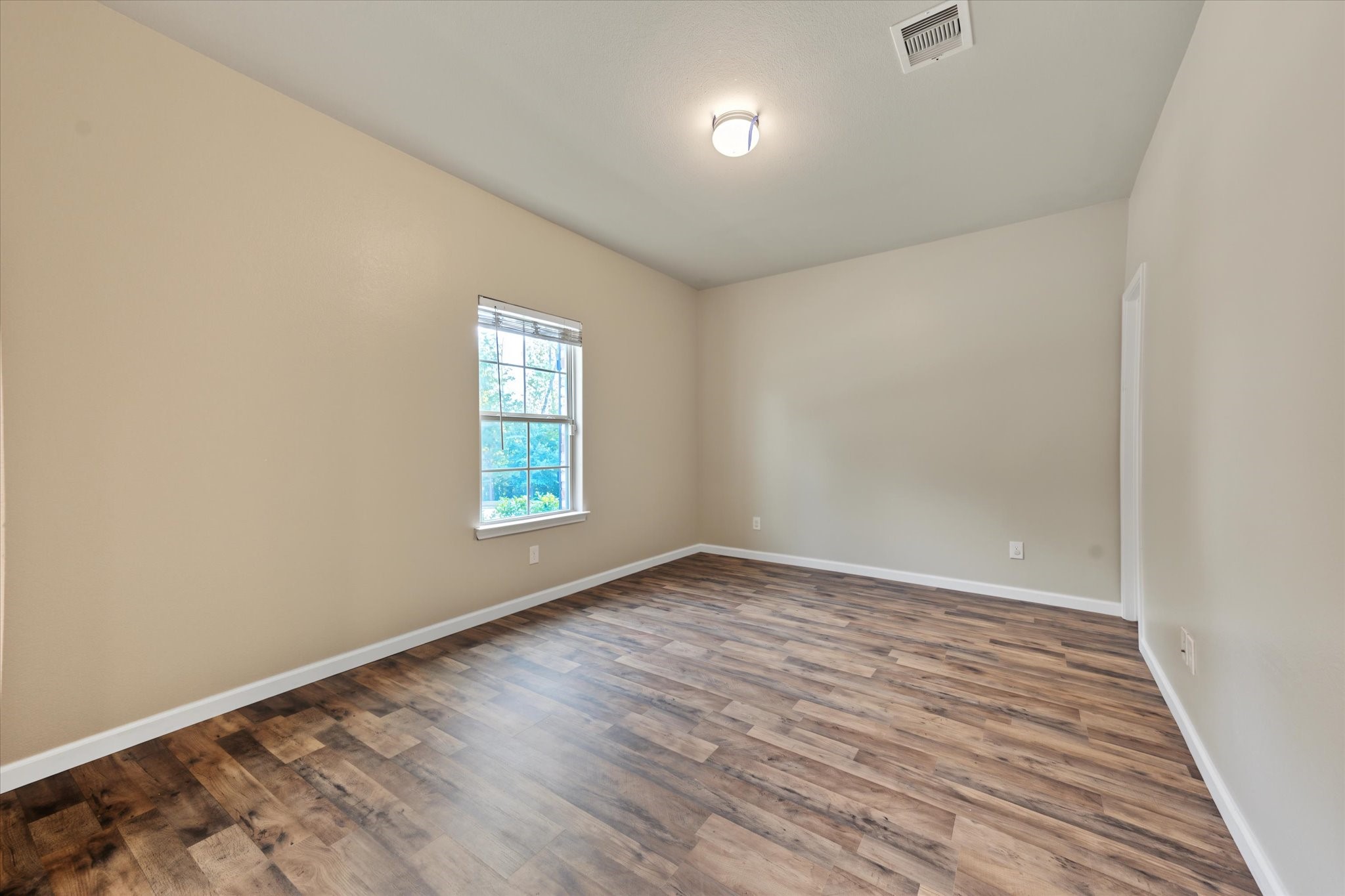 6042 Dulcina Court, Conroe, TX 77304
