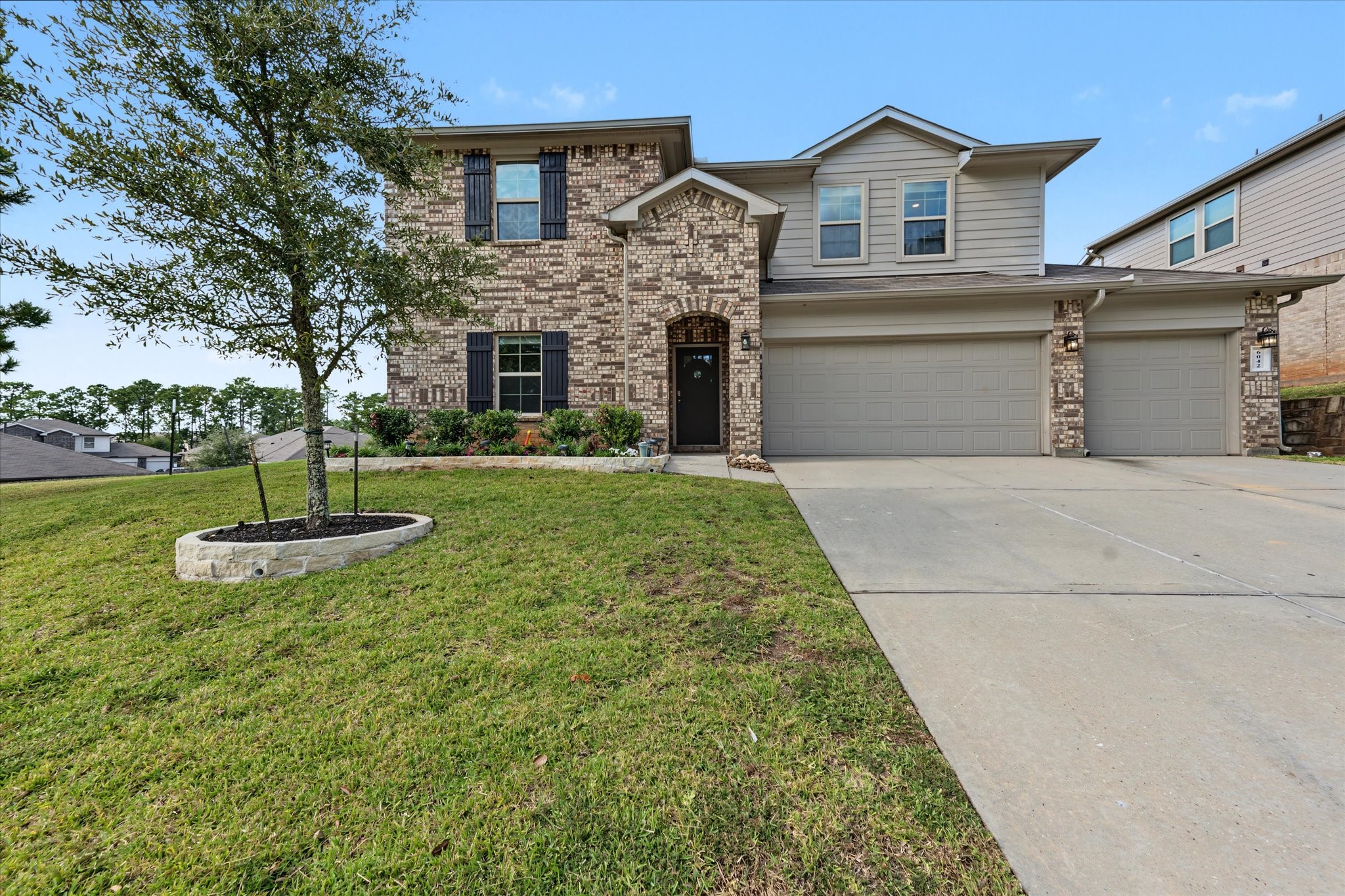 6042 Dulcina Court, Conroe, TX 77304
