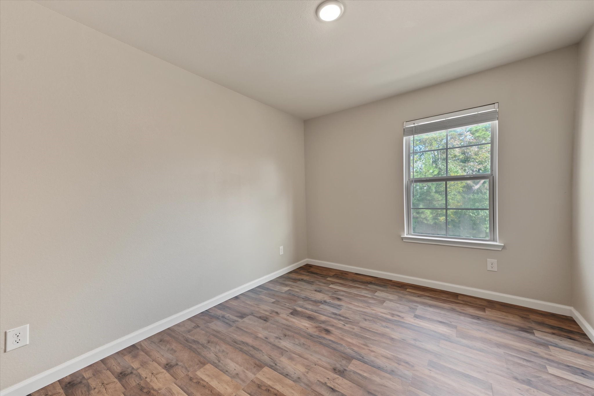 6042 Dulcina Court, Conroe, TX 77304