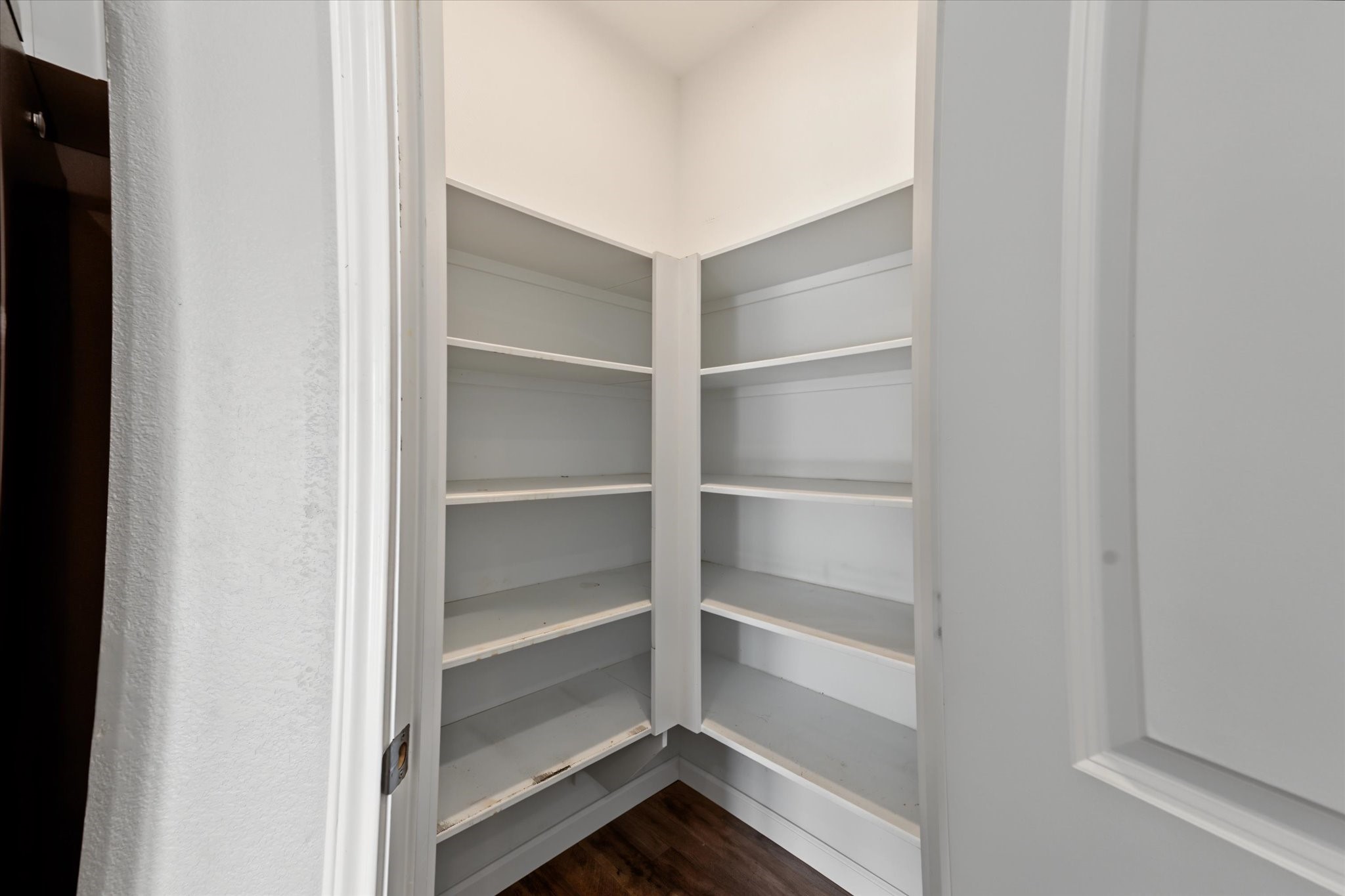 6042 Dulcina Court, Conroe, TX 77304