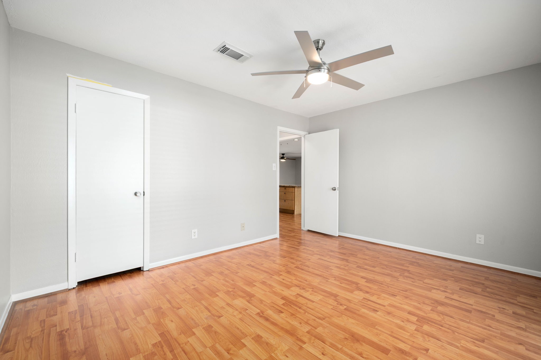 1264 Blue Heron Street, Hitchcock, TX 77563