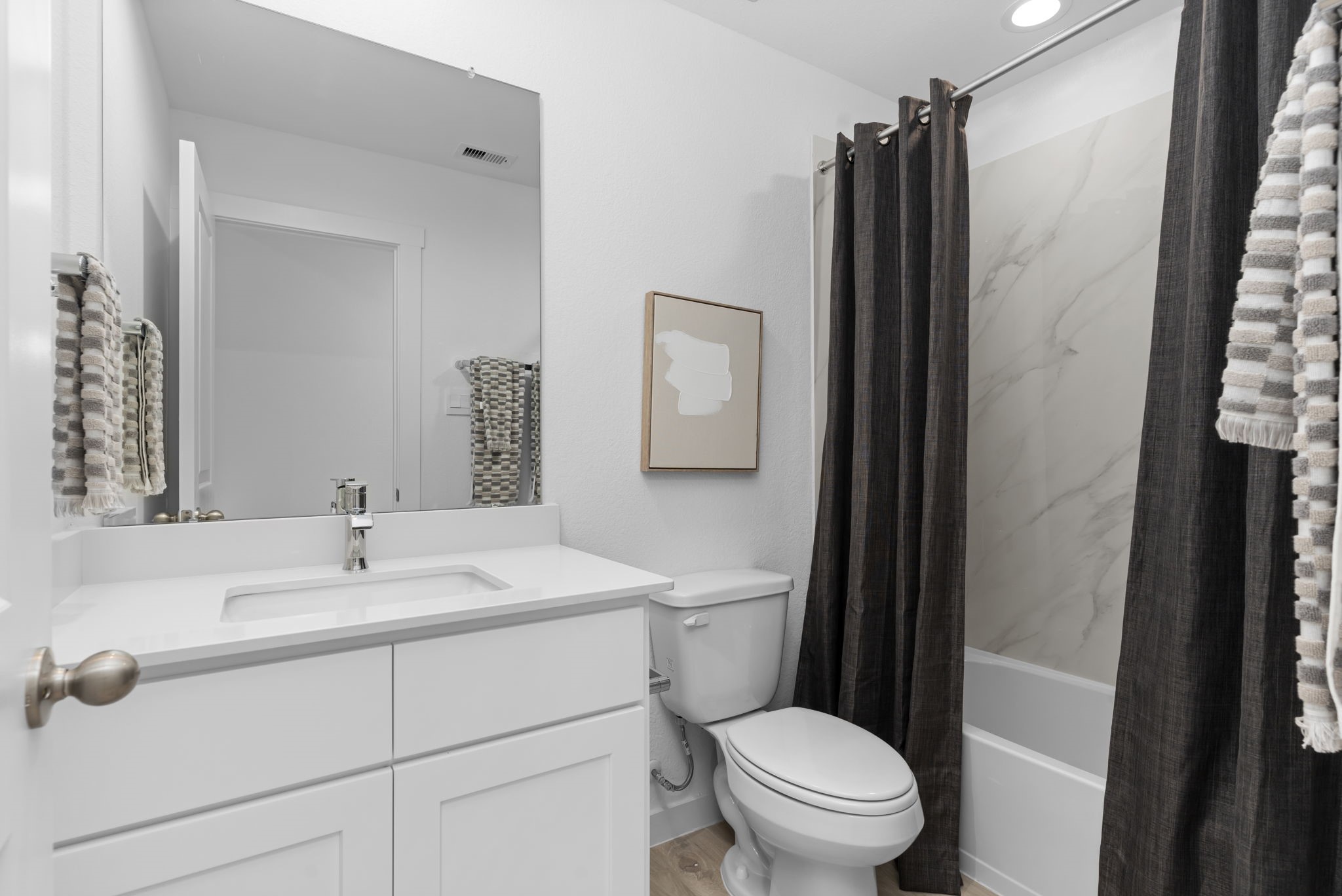 *Images and 3D tour are for illustration only and options may vary from home as built.