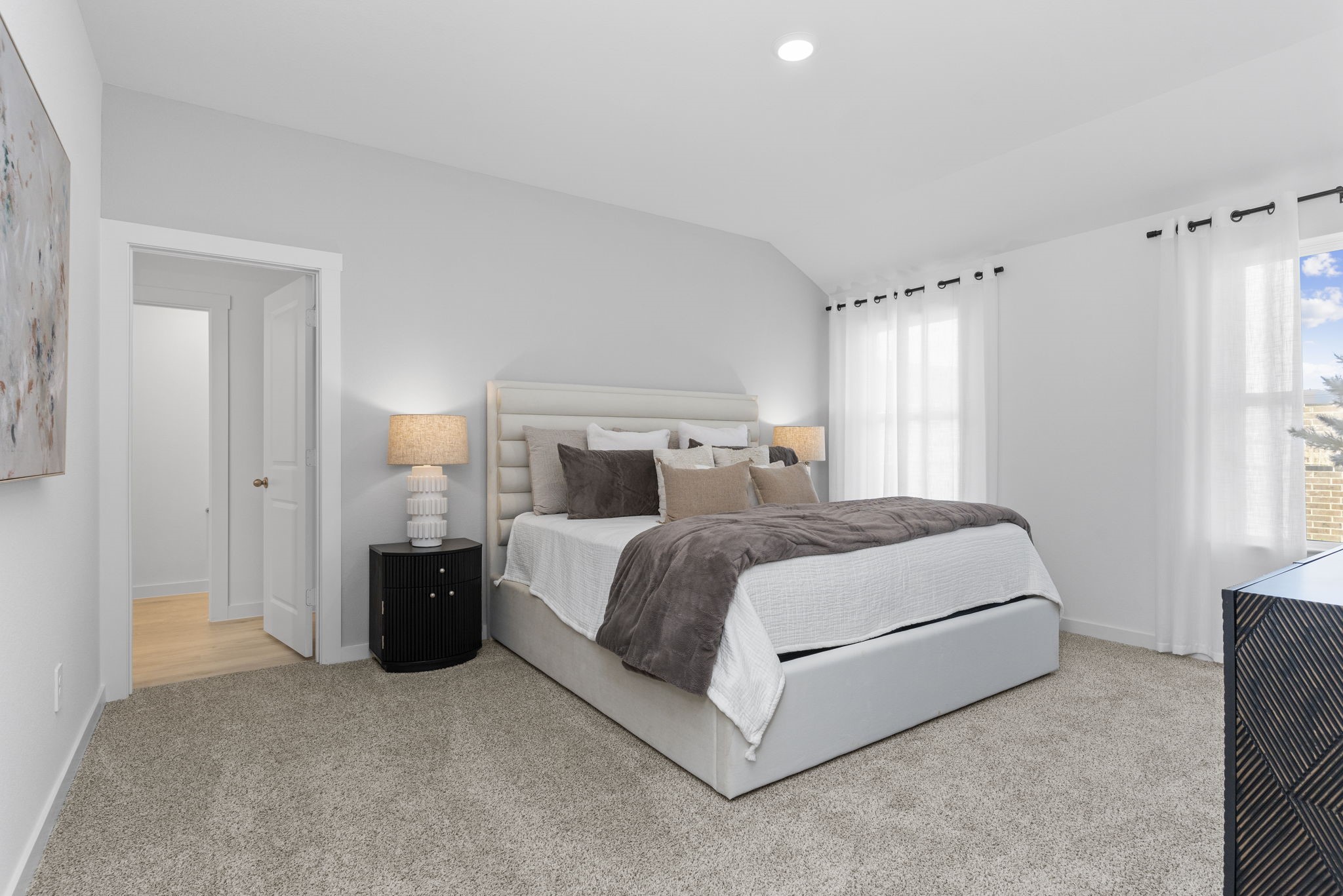 *Images and 3D tour are for illustration only and options may vary from home as built.