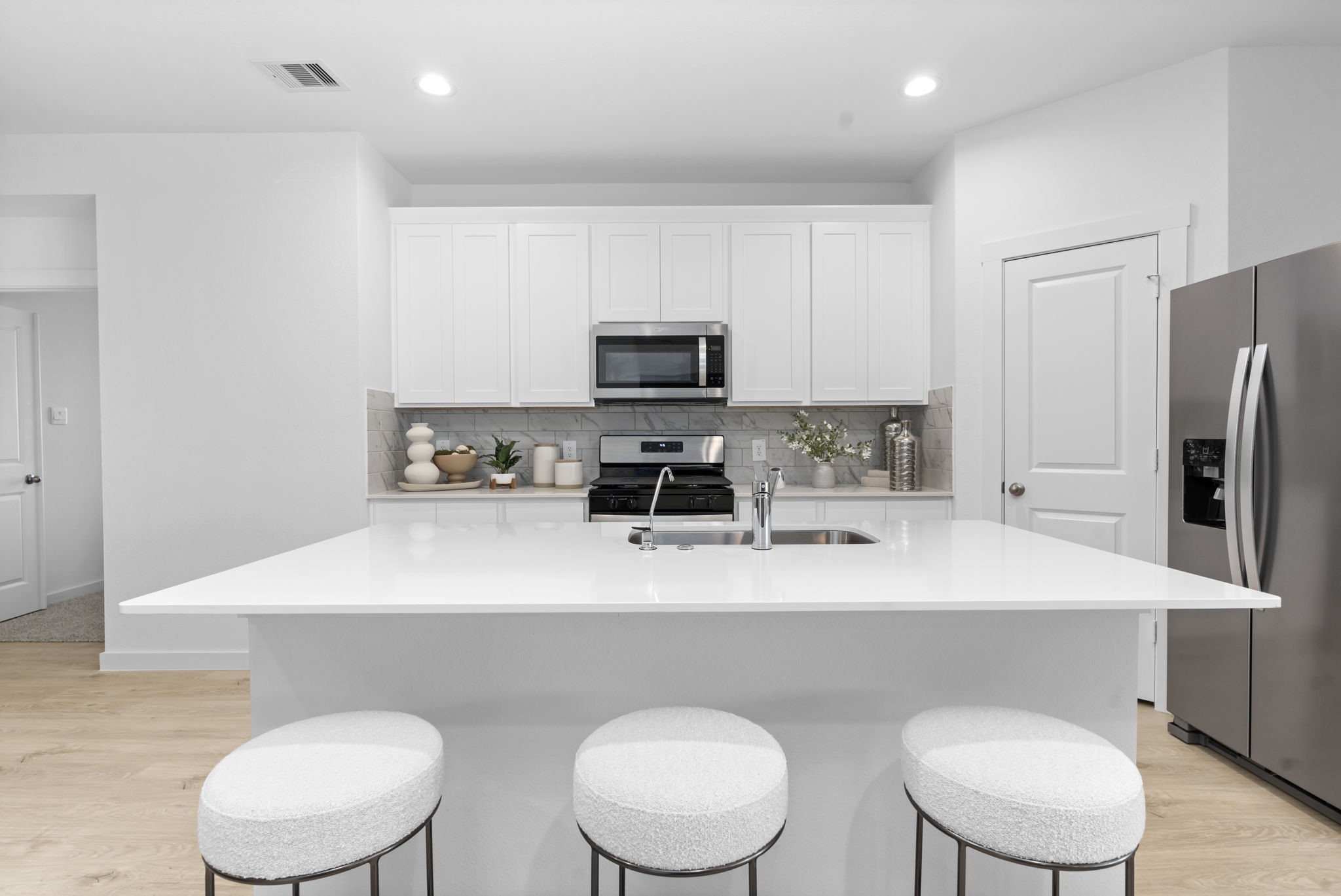 *Images and 3D tour are for illustration only and options may vary from home as built.