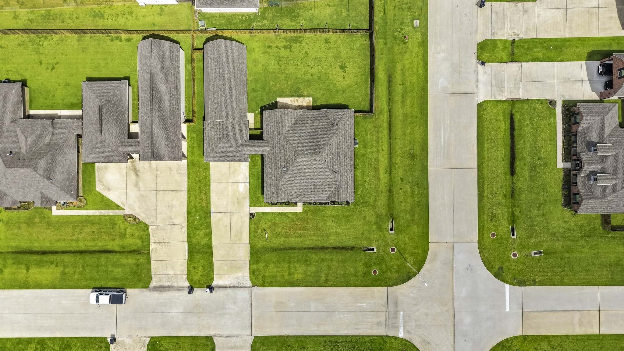 Corner aerial view 3.