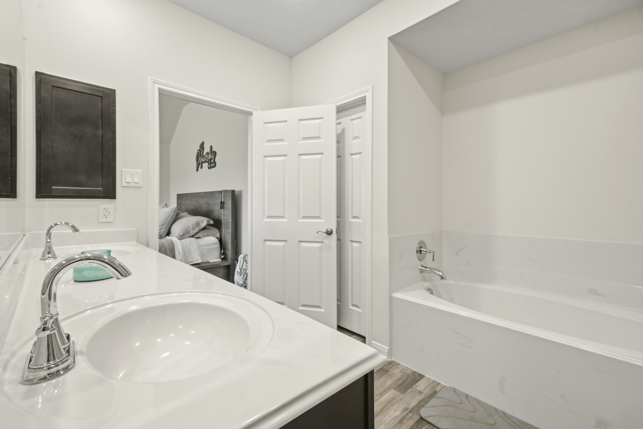 Primary bath with tub.