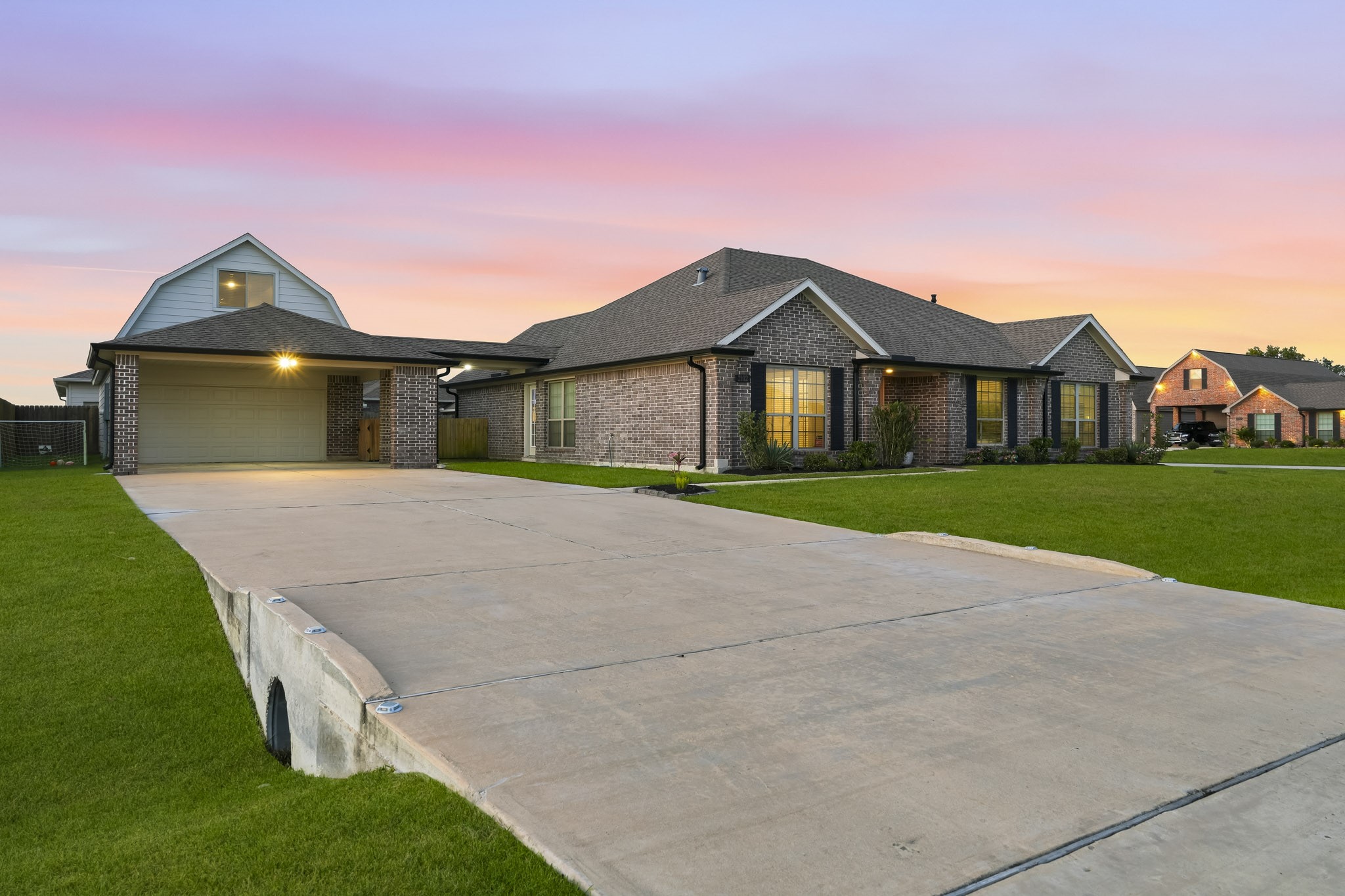 Driveway view of home.