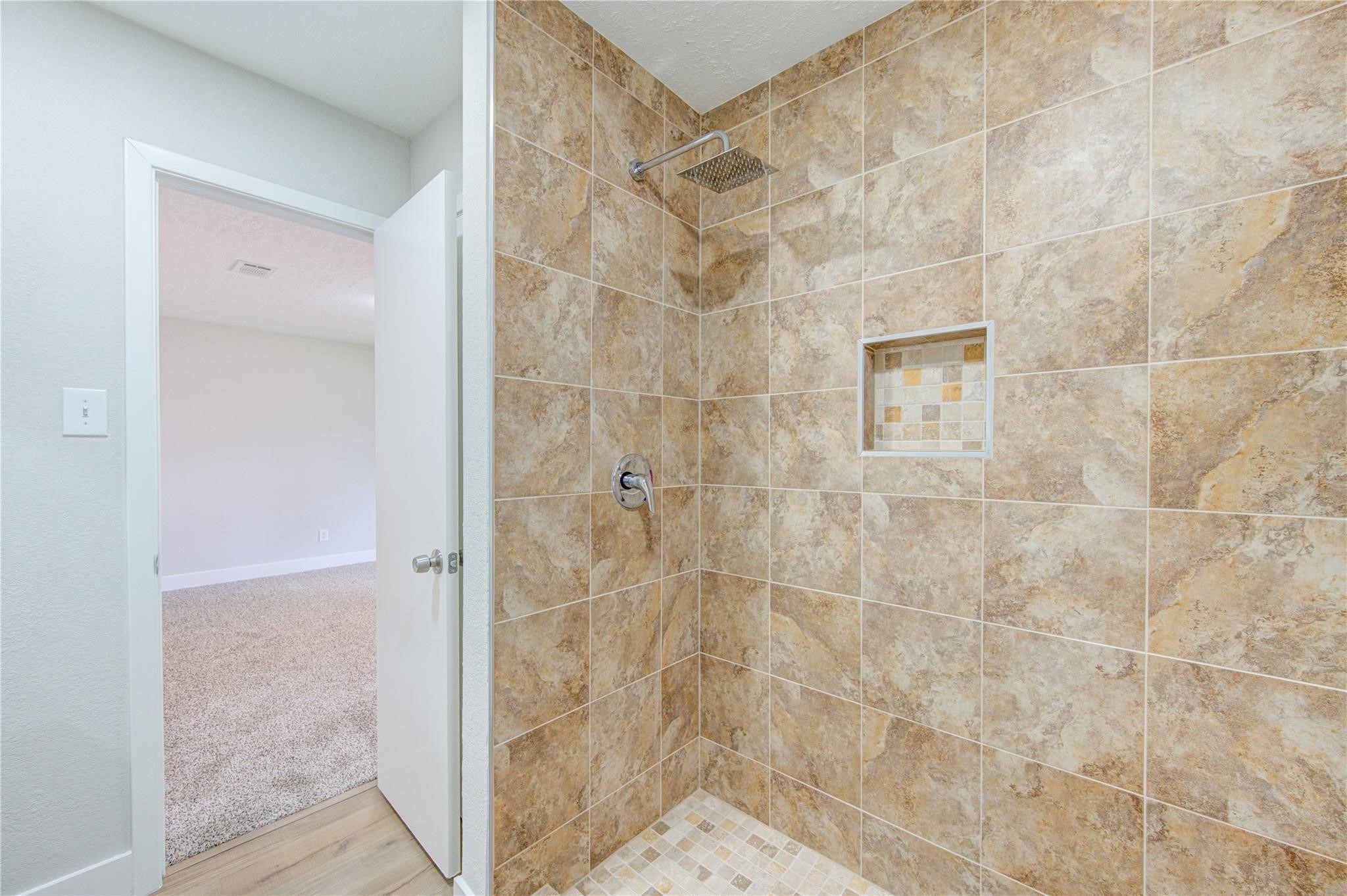 328 Meadow Wood Ct Court, League City, TX 77573 328 Meadow Wood Ct Court, League City, TX 77573
