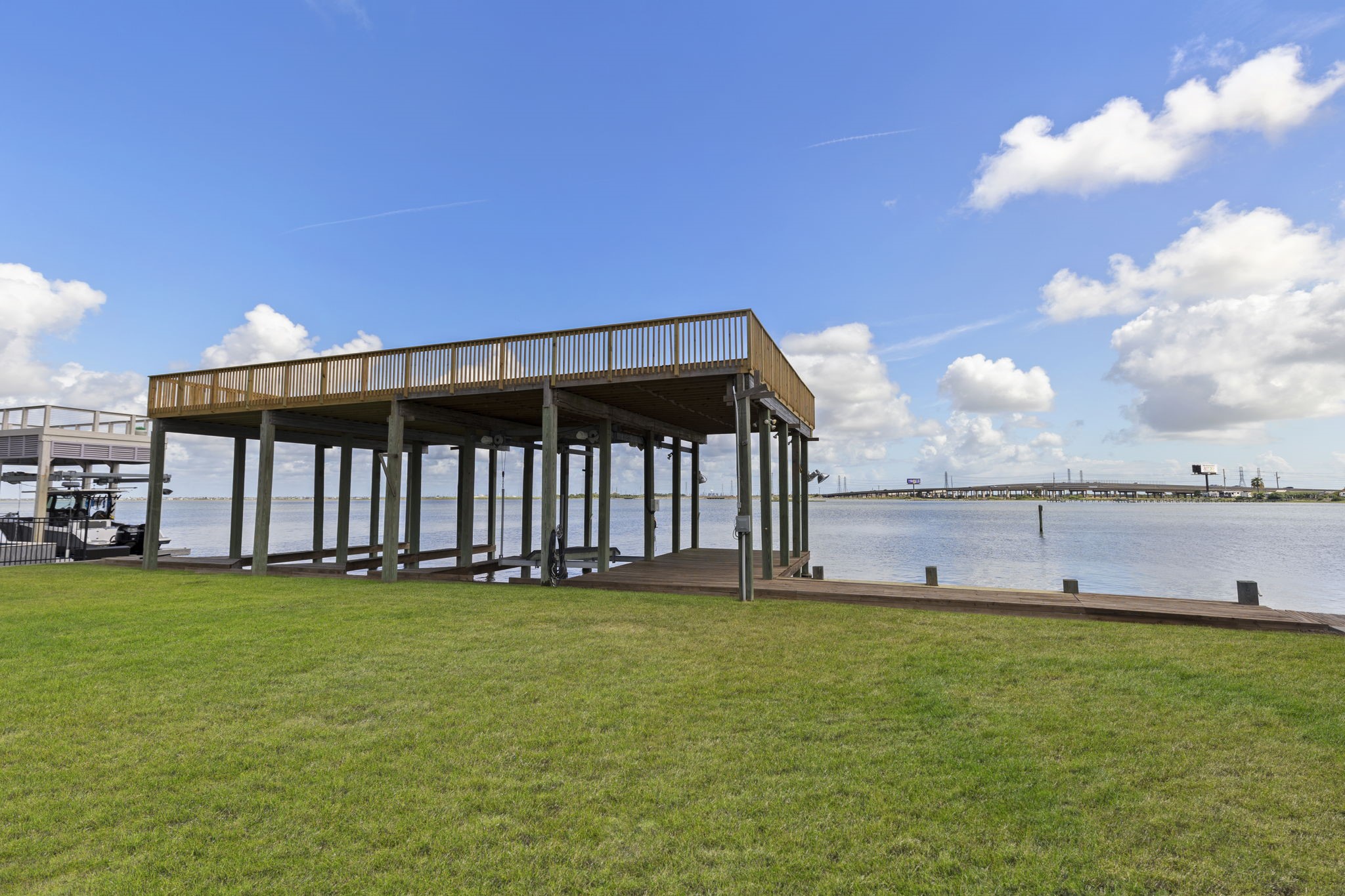 414 Jeanie Lynne Circle, Tiki Island, TX 77554 414 Jeanie Lynne Circle, Tiki Island, TX 77554