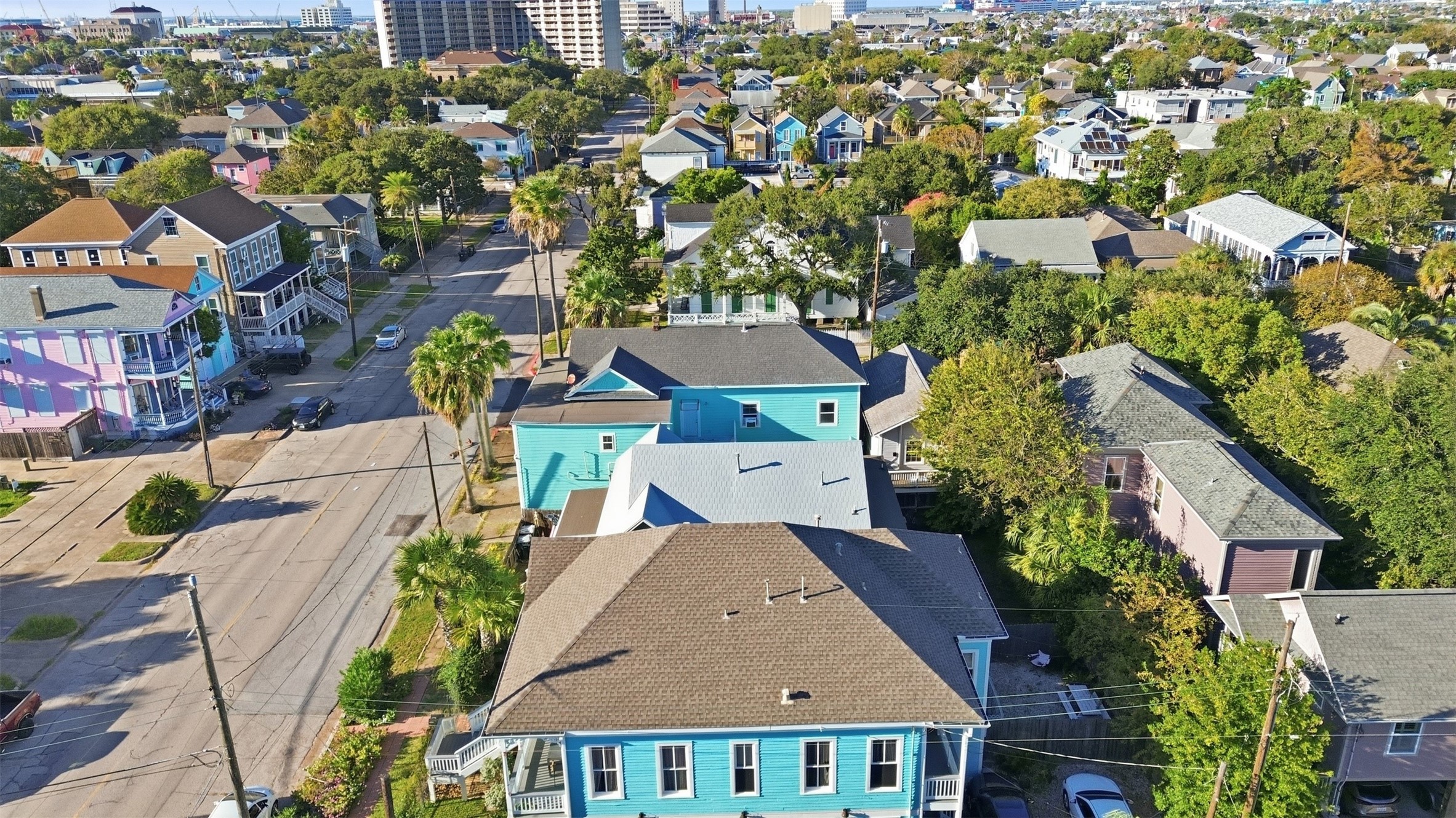 2025 Ave N 1/2, Galveston, TX 77550