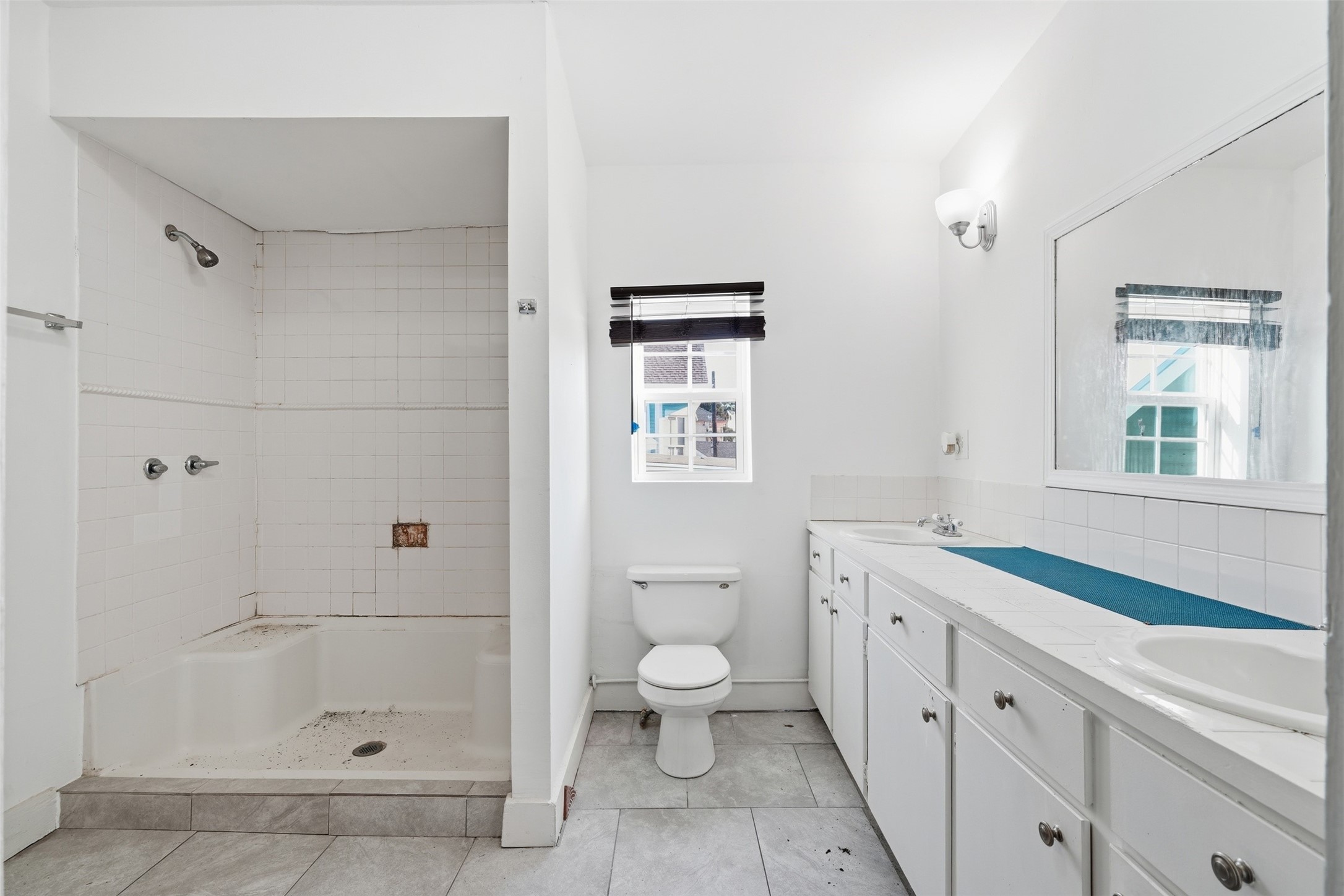 2025 Ave N 1/2, Galveston, TX 77550