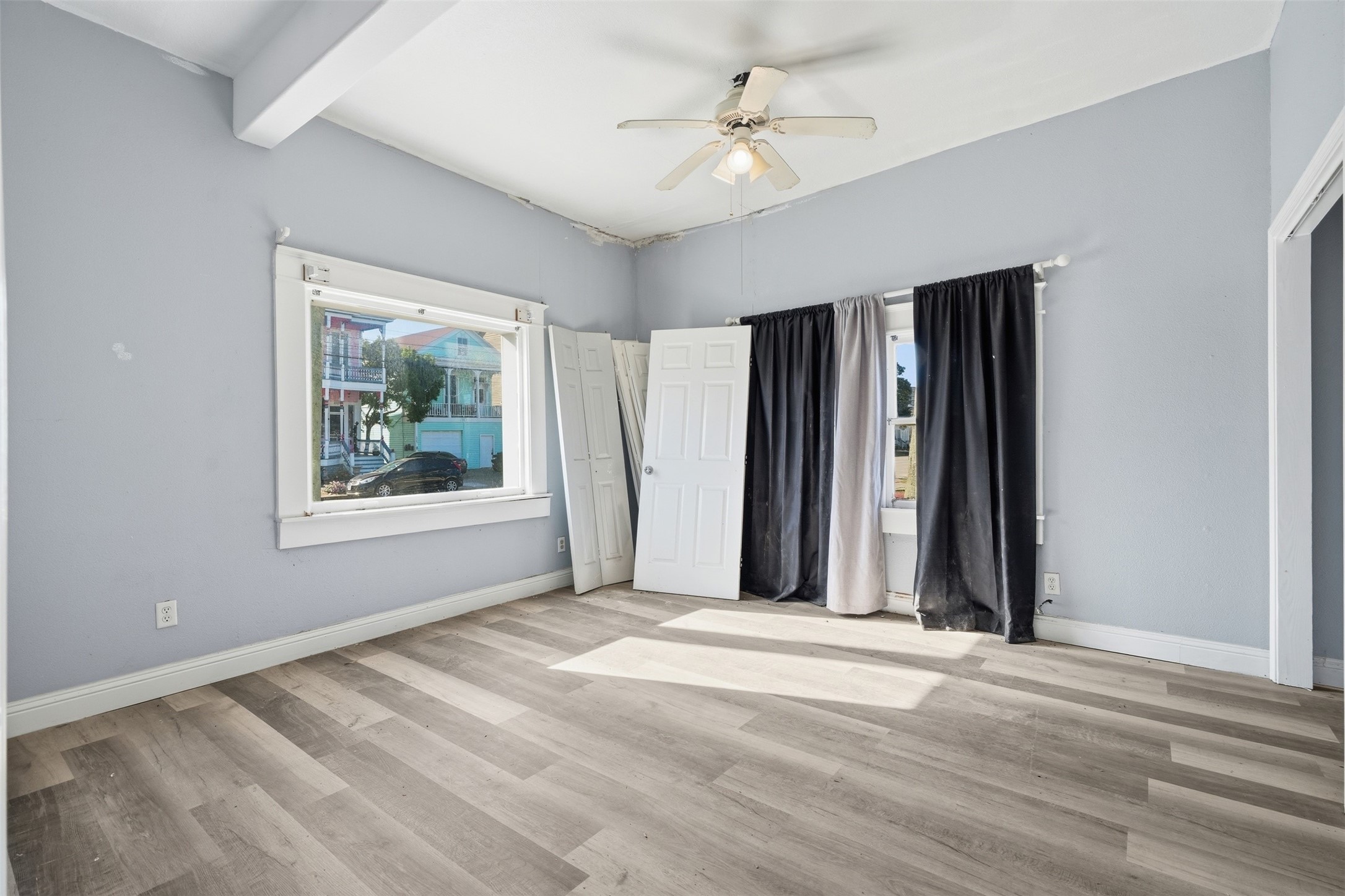 2025 Ave N 1/2, Galveston, TX 77550