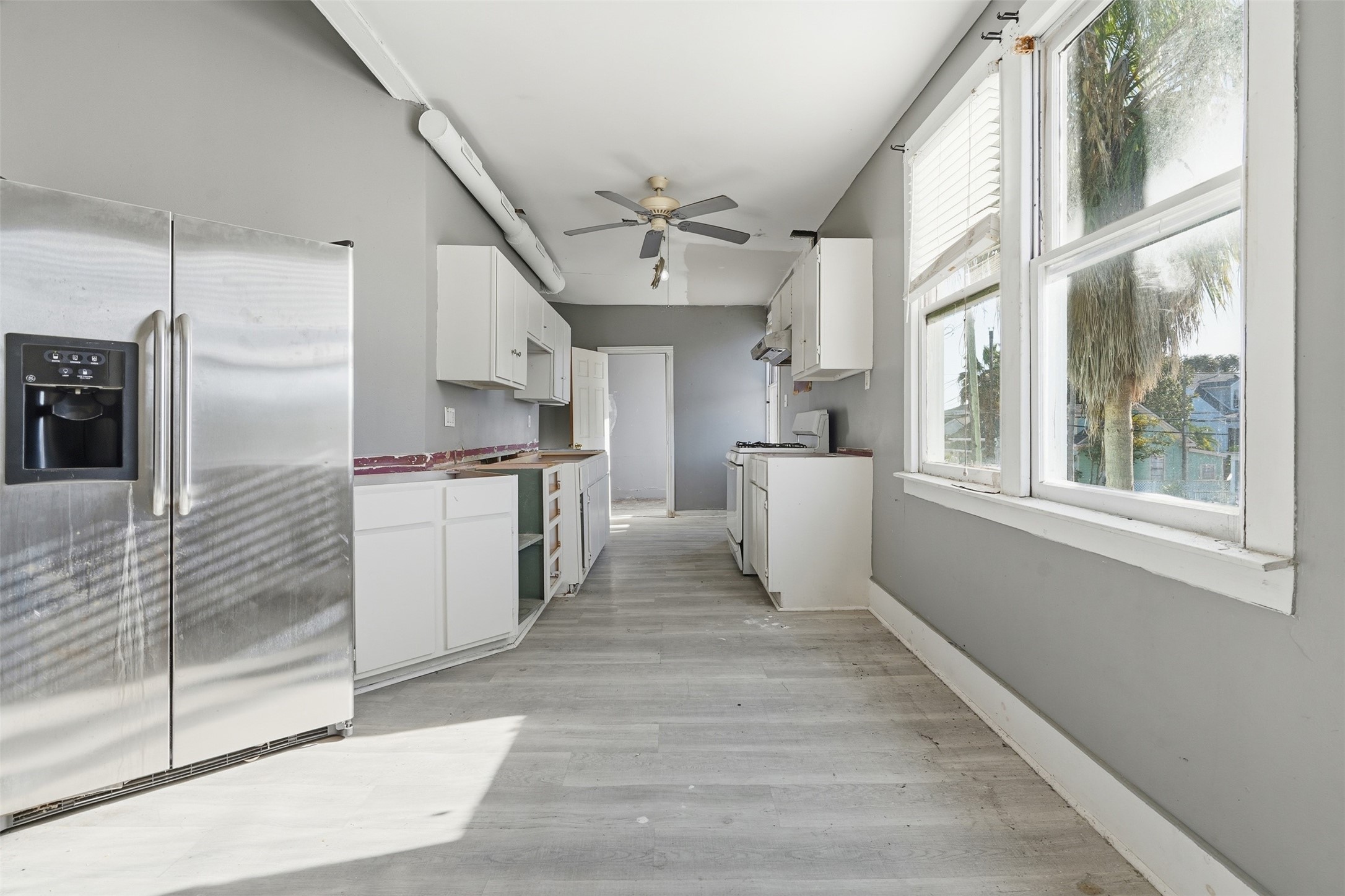 2025 Ave N 1/2, Galveston, TX 77550