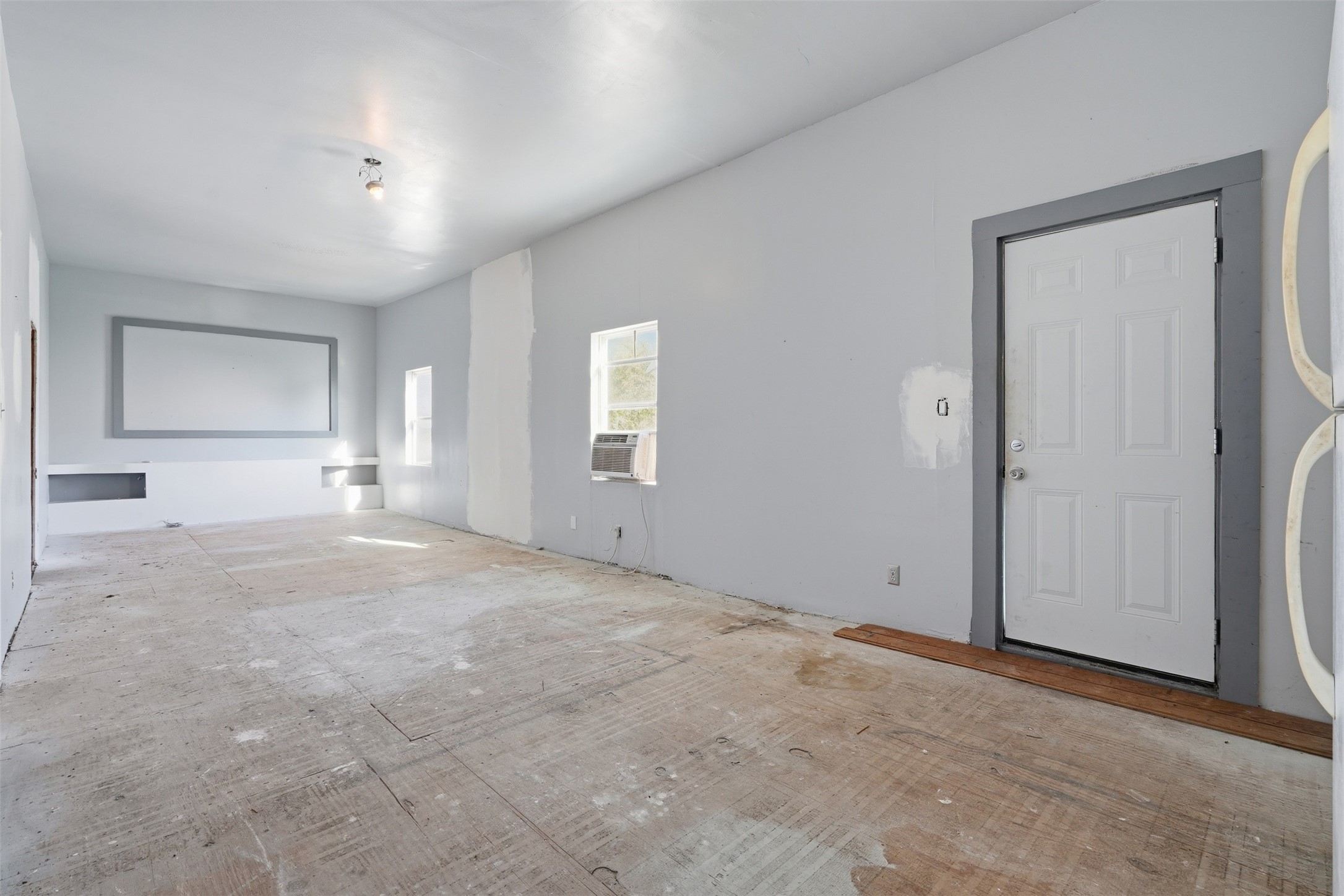 2025 Ave N 1/2, Galveston, TX 77550