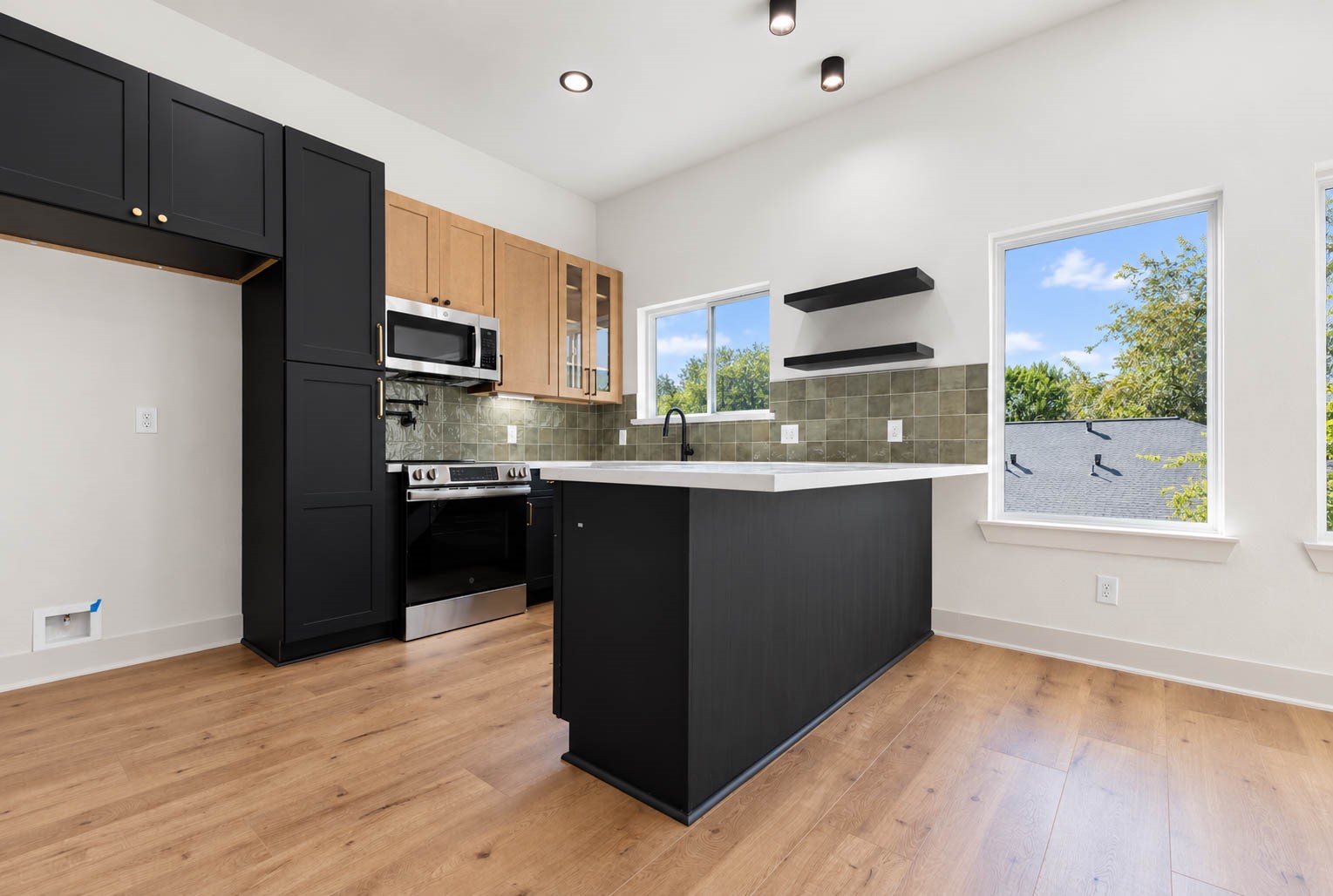 9721 Turnbow A and B Street, Houston, TX 77029
