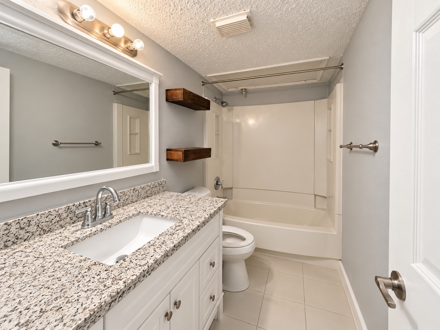 7402 Alabonson Road, #510, Houston, TX 77088