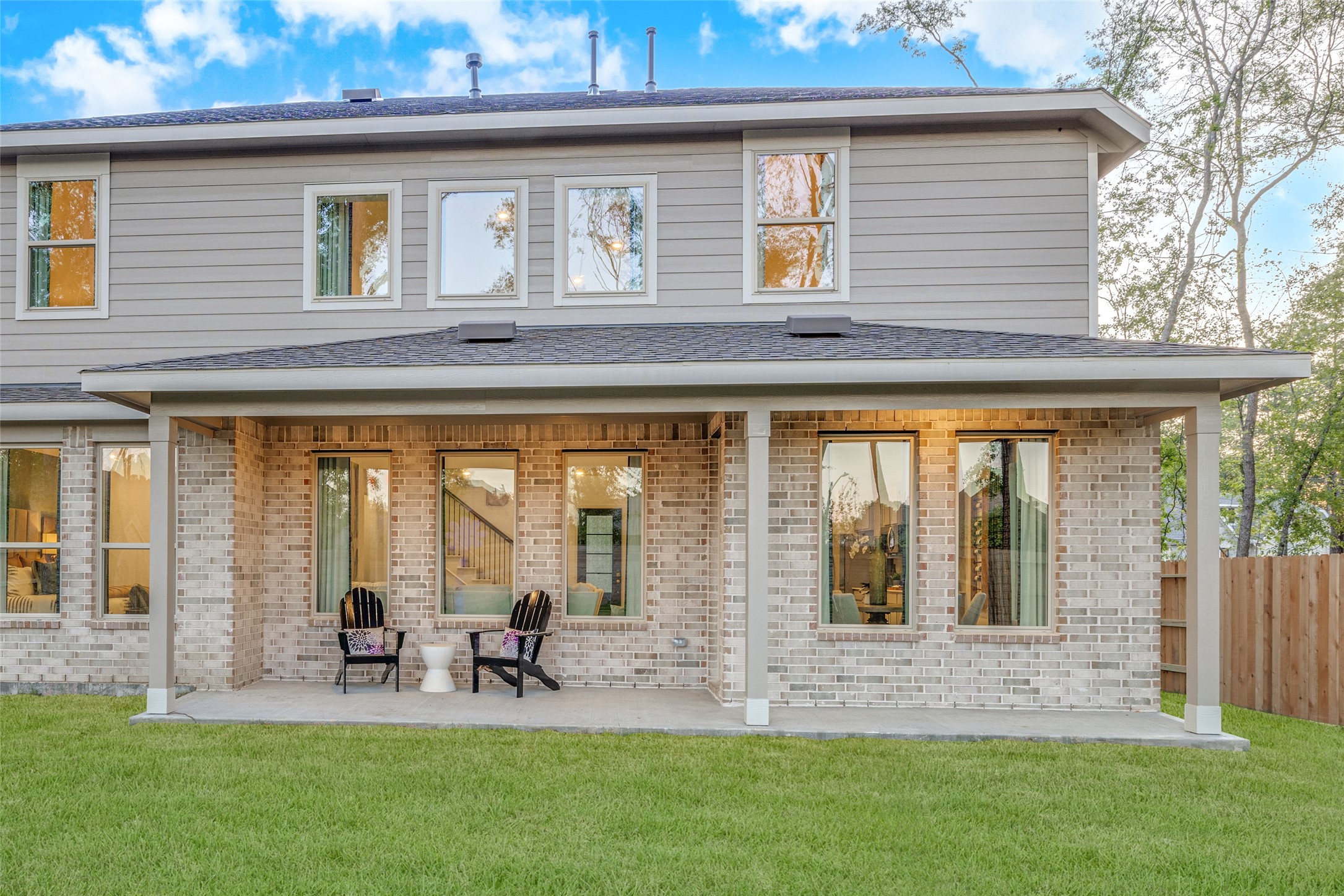 2067 Ocean Mist Drive, Waller, TX 77445