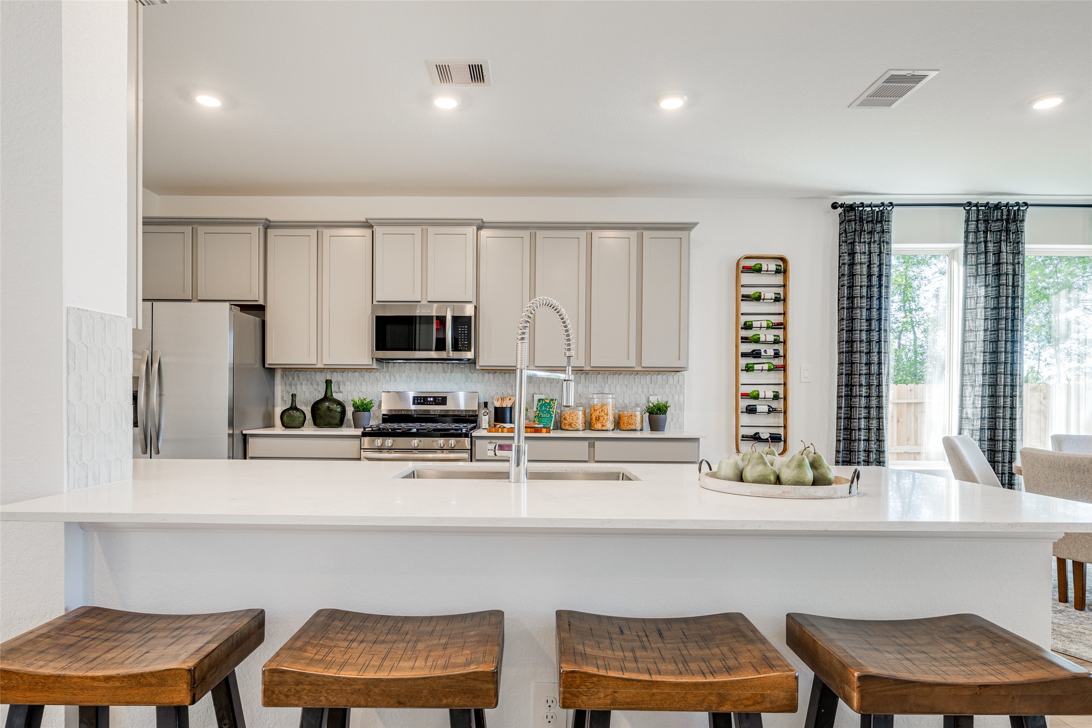 2067 Ocean Mist Drive, Waller, TX 77445