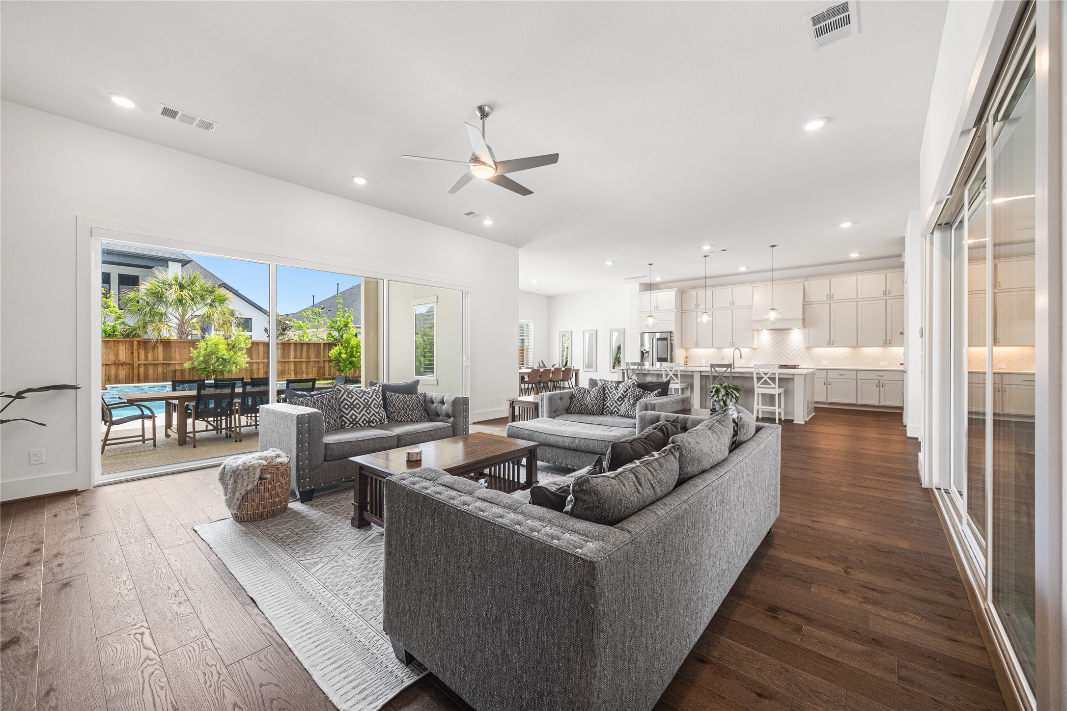 4114 Pleasant Ridge Drive, Spring, TX 77386