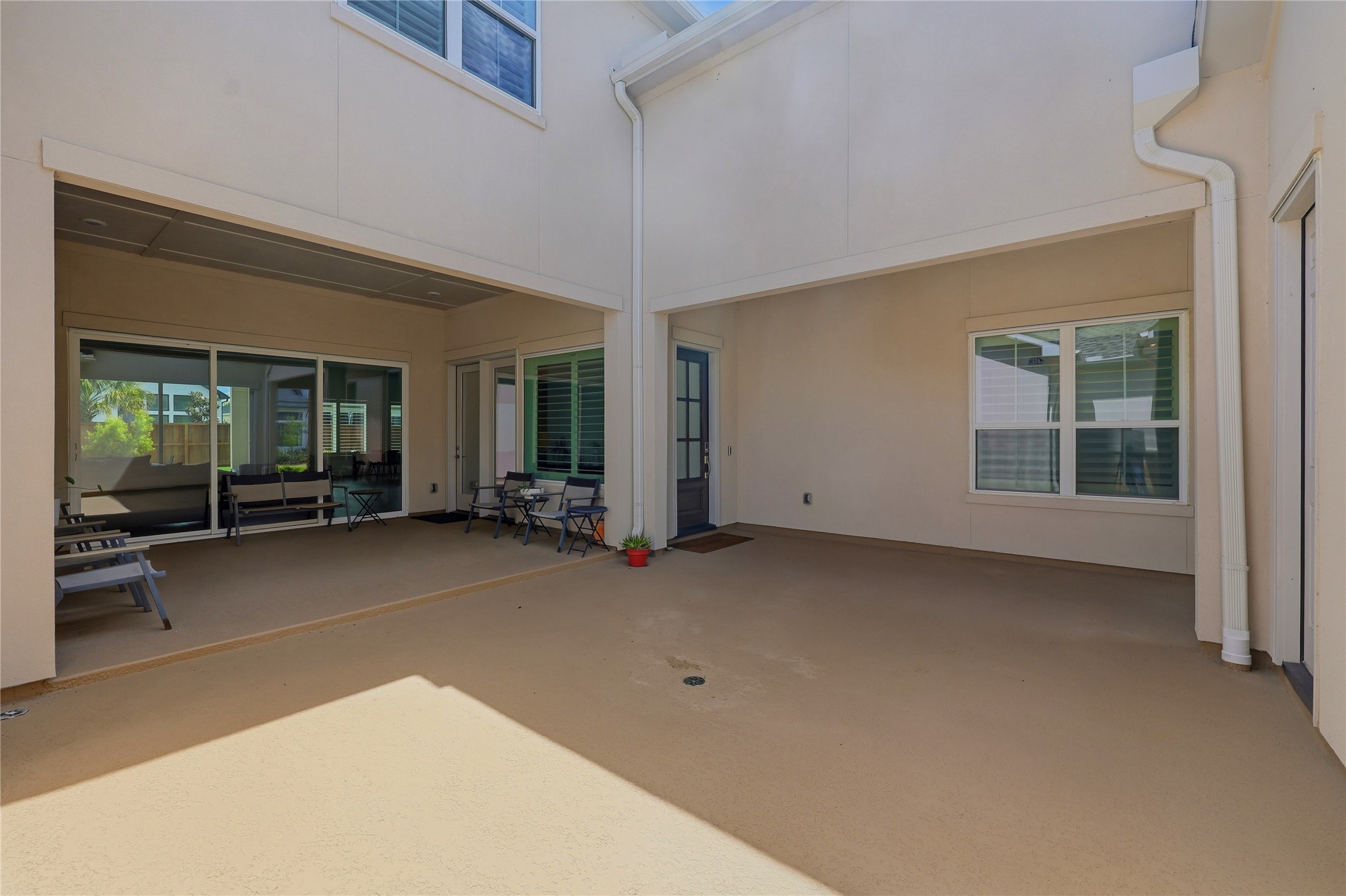 Court yard at the entrance of the home.