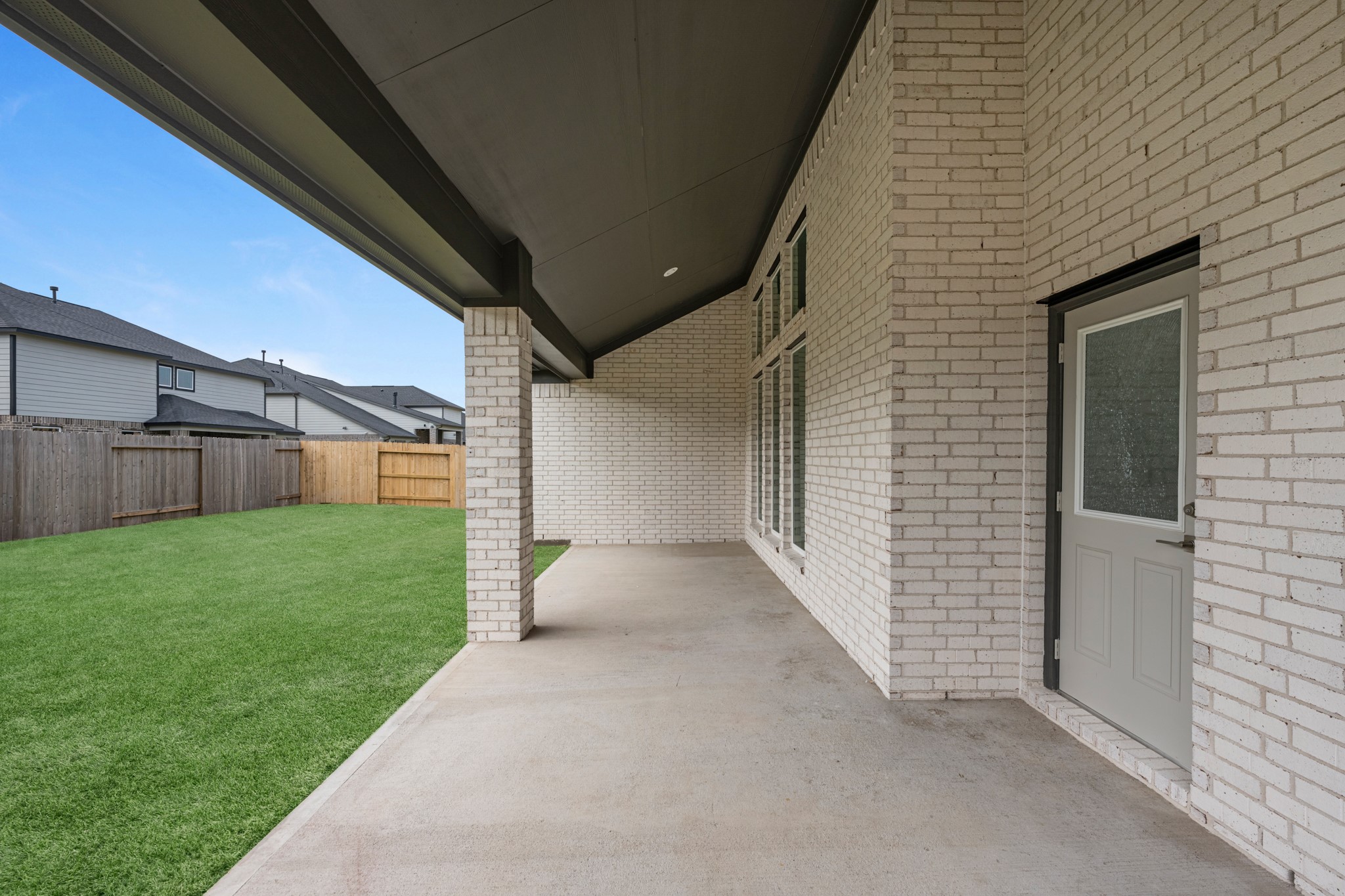 4522 Breezewood Drive, Rosenberg, TX 77471