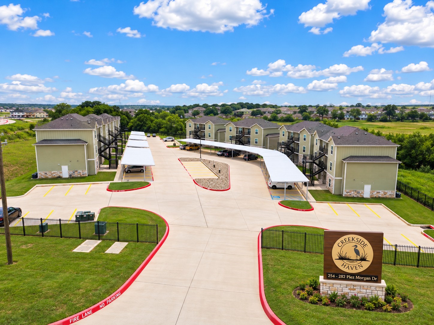 258 Plez Morgan Drive, #C, Montgomery, TX 77356