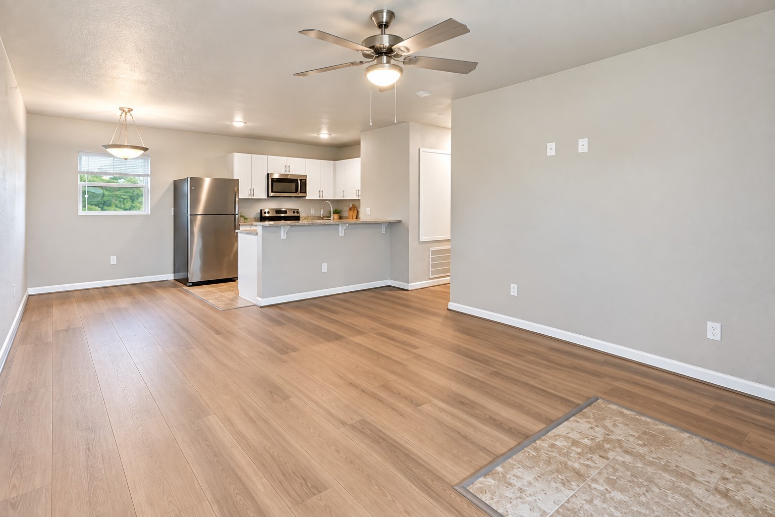 258 Plez Morgan Drive, #C, Montgomery, TX 77356