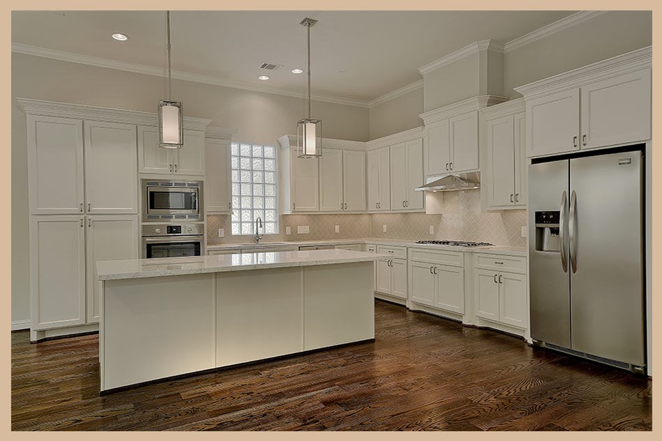 215 Willow Street, Shenandoah, TX 77384